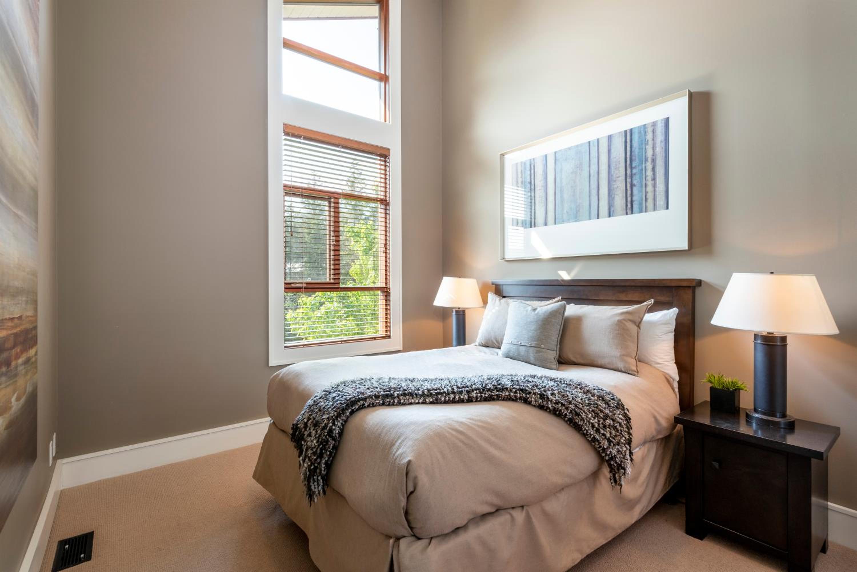 Fitzsimmons Walk Deluxe Townhome with Private Hot Tub Village Walking Distance