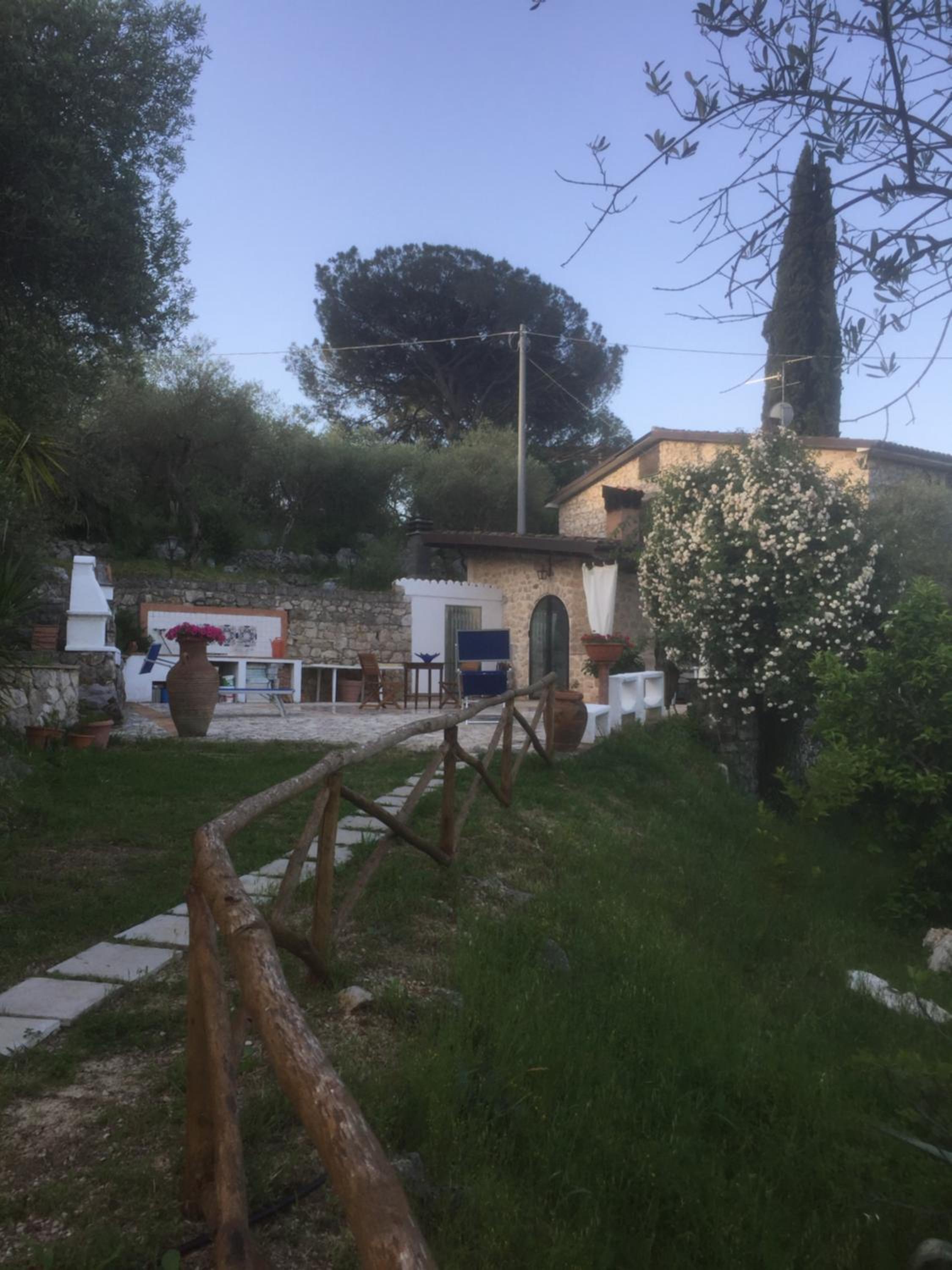 Photo 48