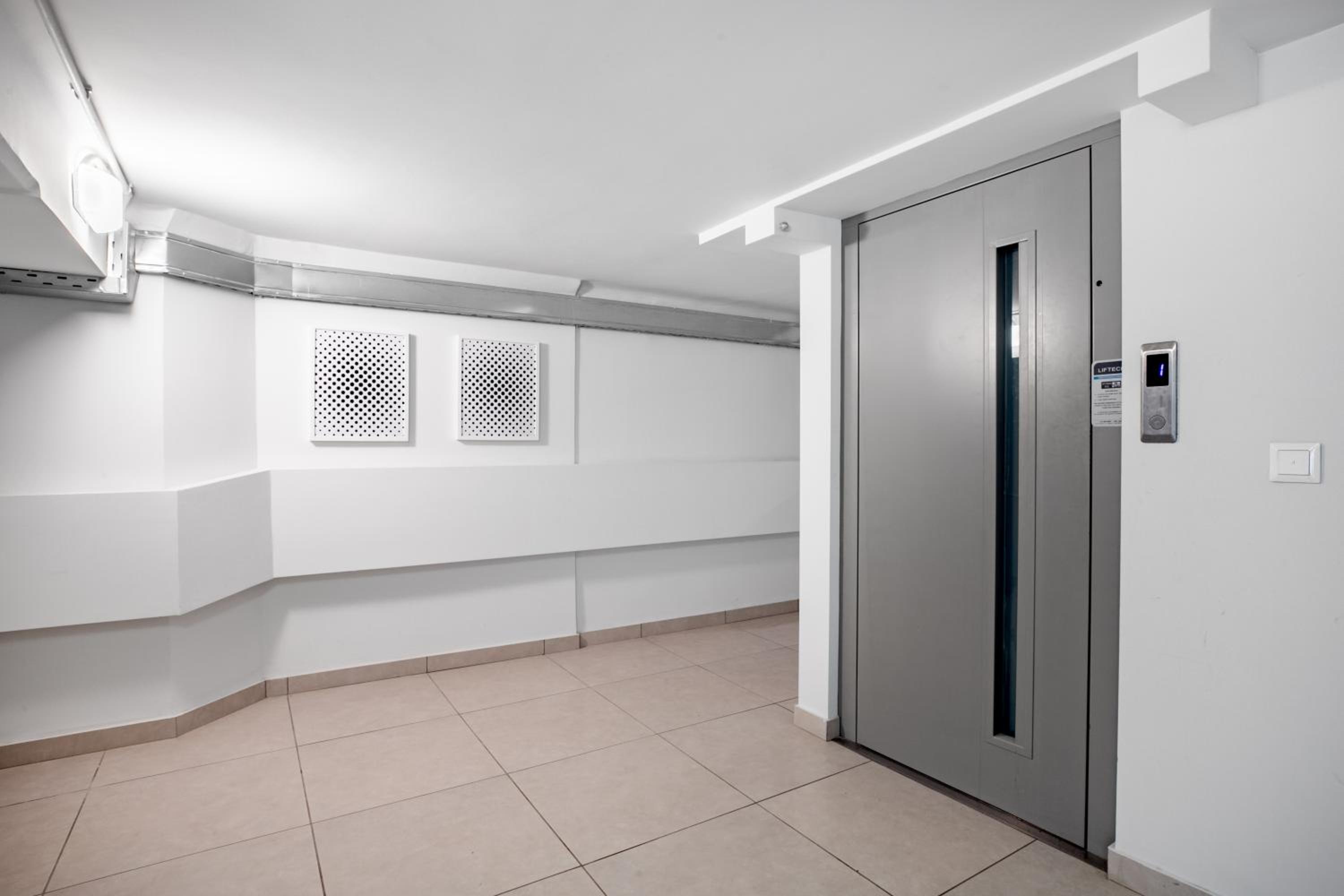Supreme B1 Apartment in Syntagma