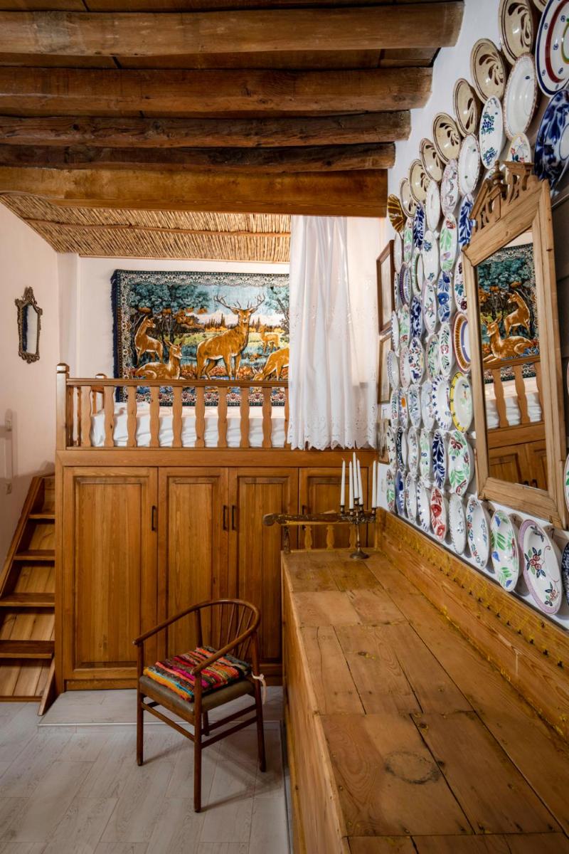 ''FINIO'' TRADITIONAL HOUSE photo 4