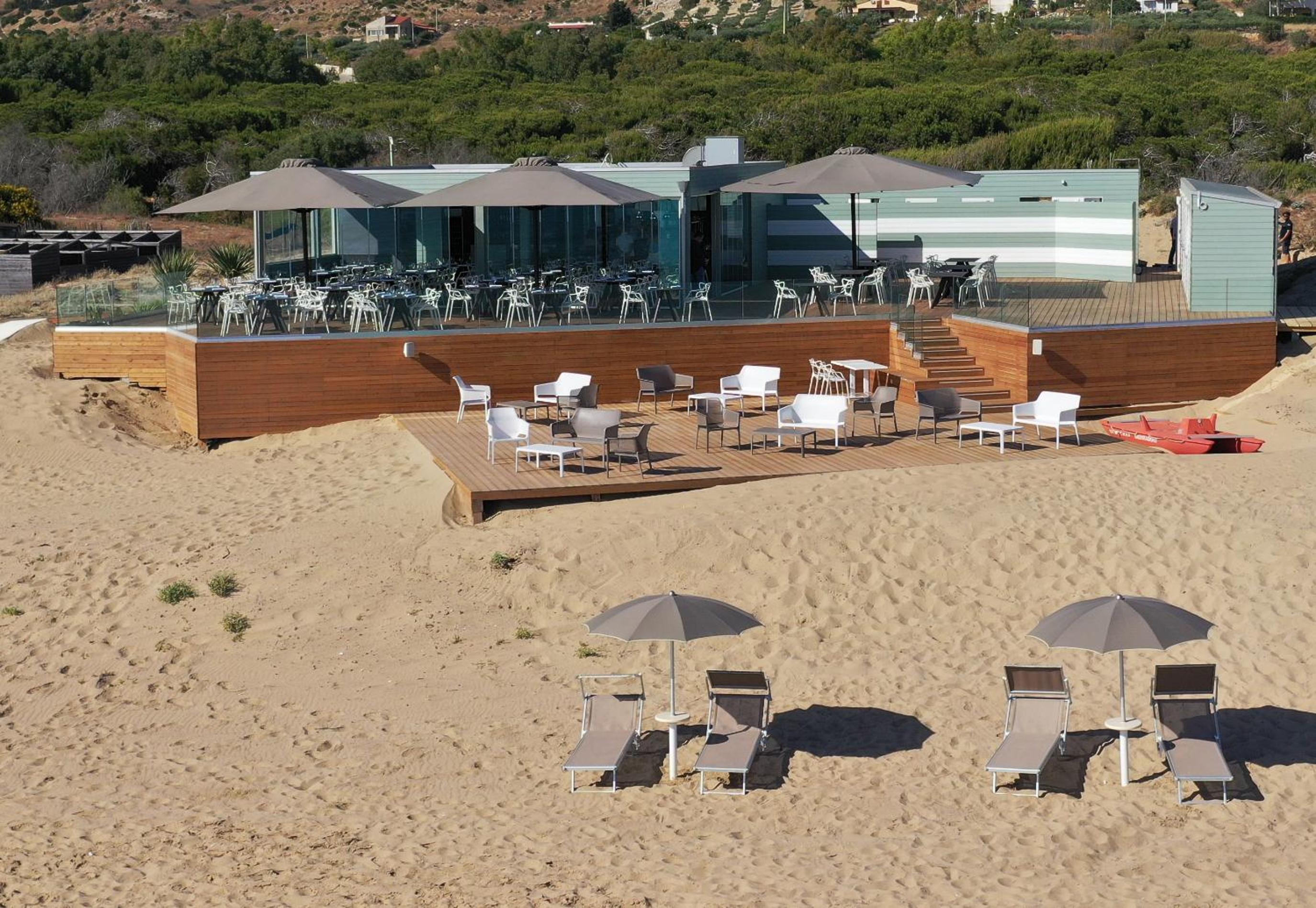 Luna Minoica Suites and Apartments