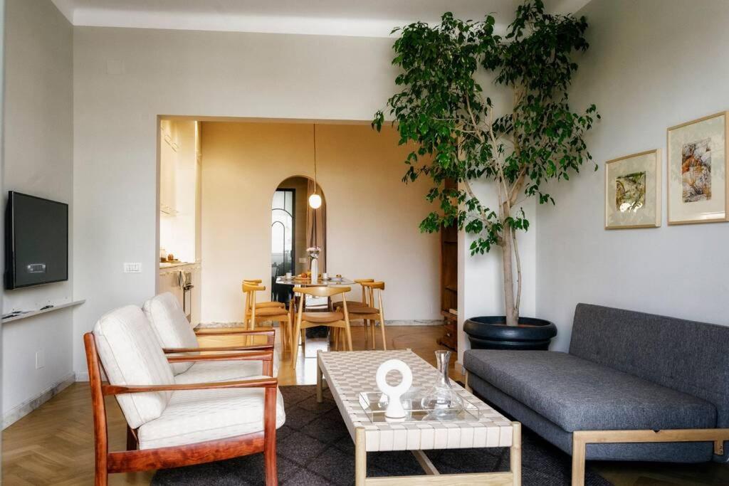Luxurious Huge Flat with Large Terrace