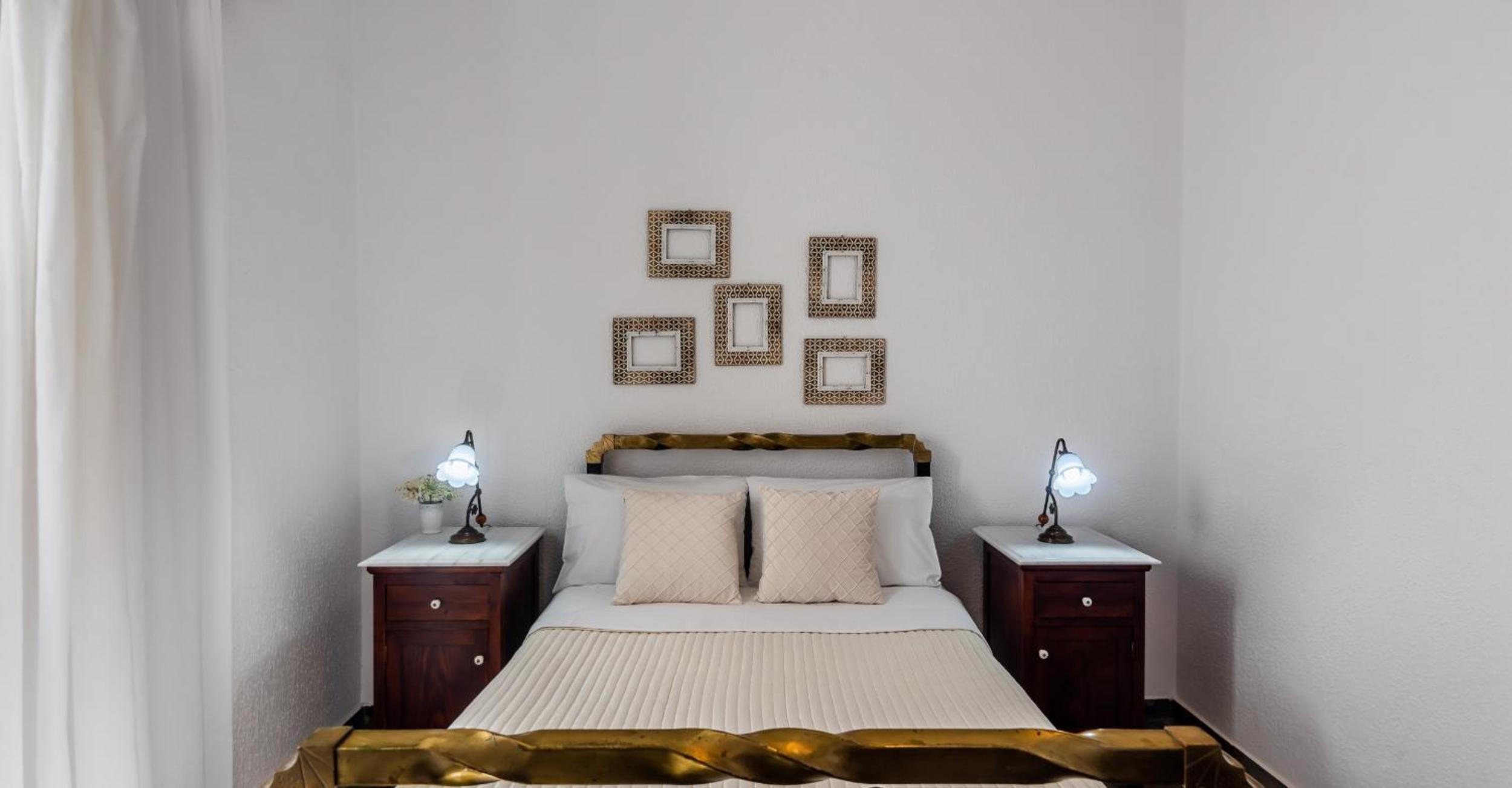 Mandrakia Bliss House