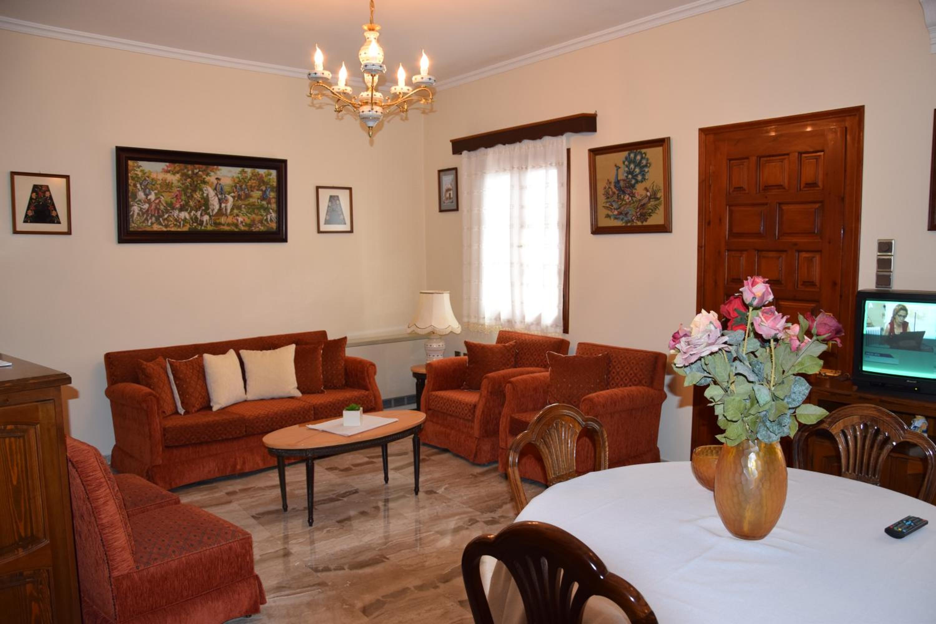 Naoussa Center Cycladic House