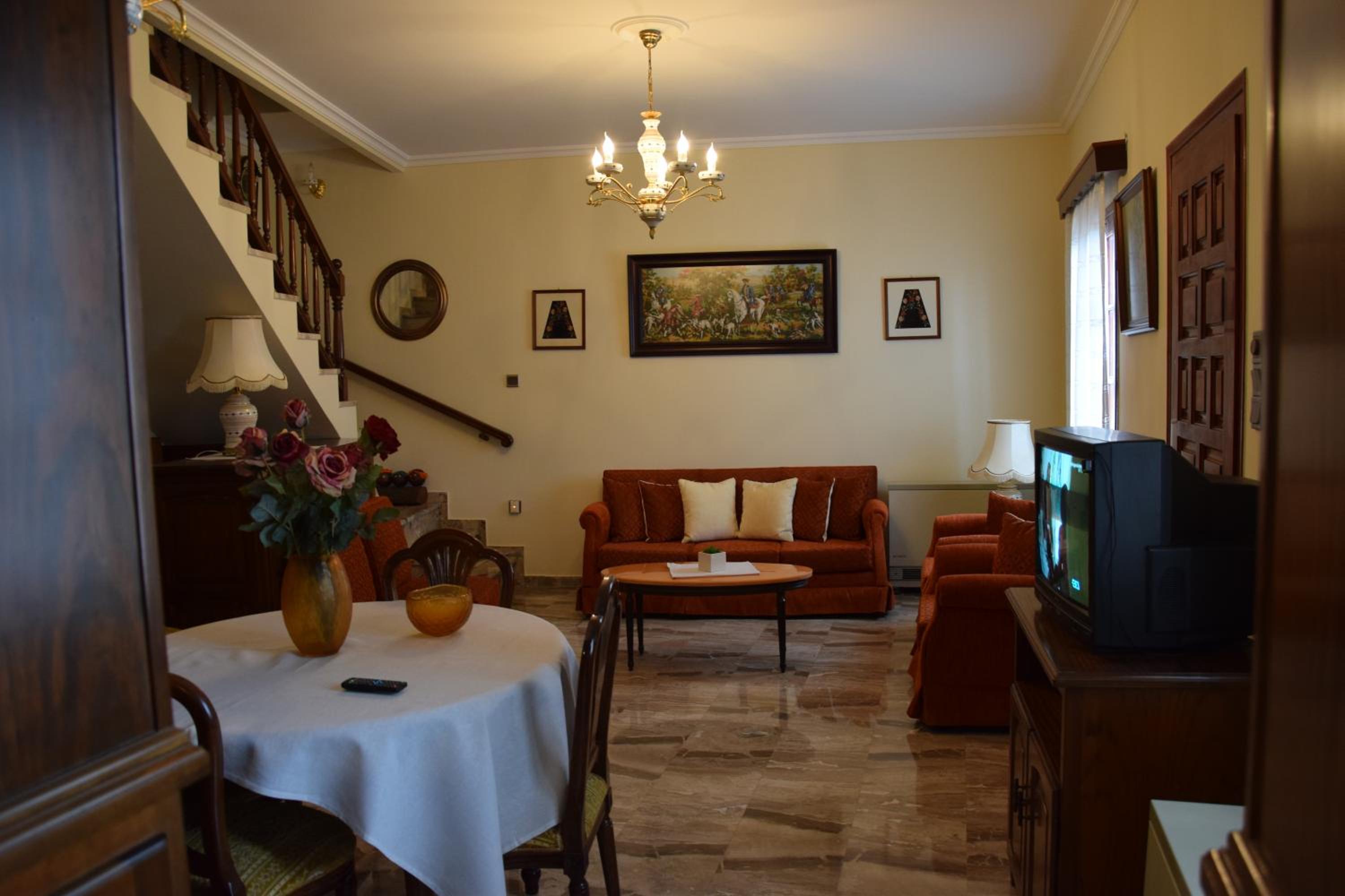 Naoussa Center Cycladic House