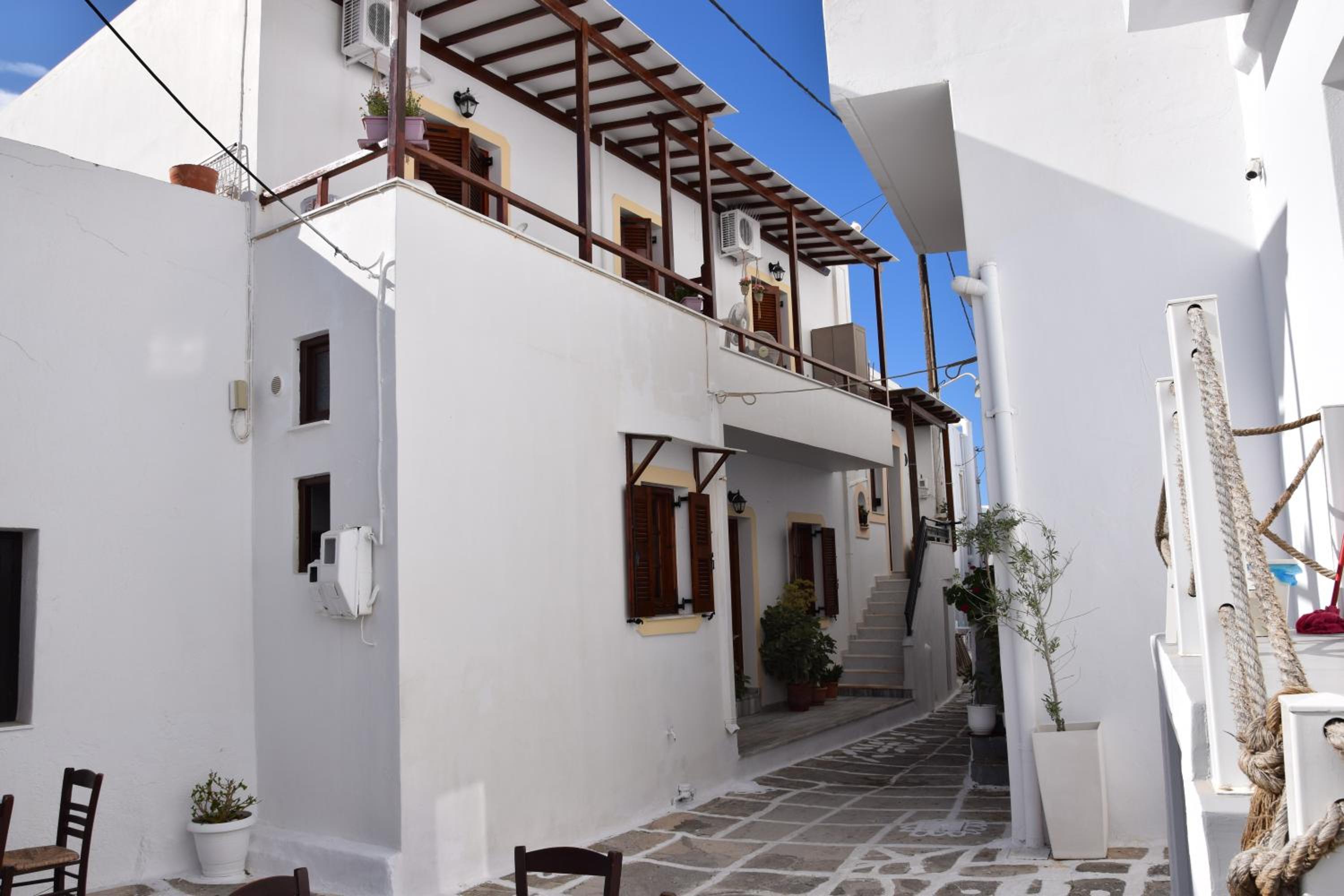 Naoussa Center Cycladic House