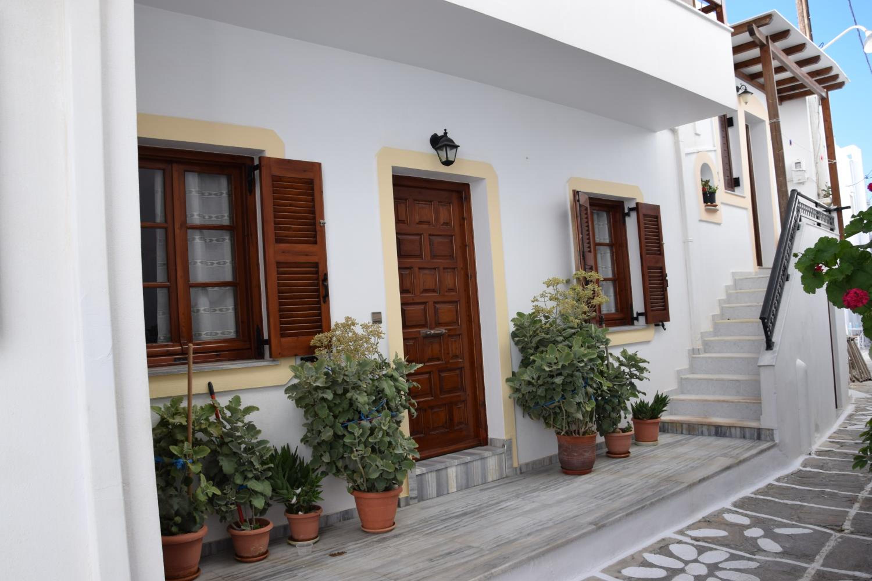 Naoussa Center Cycladic House