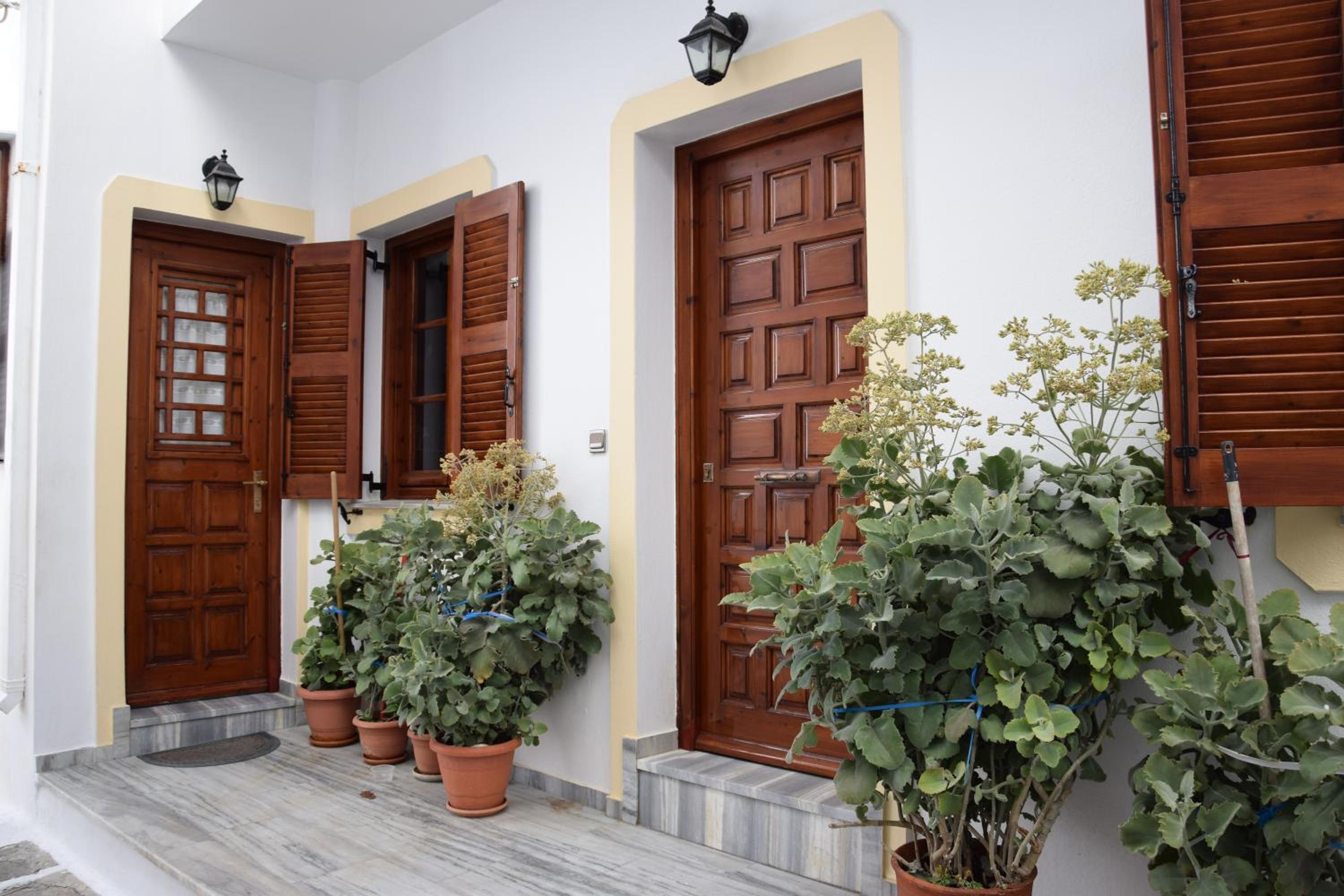 Naoussa Center Cycladic House
