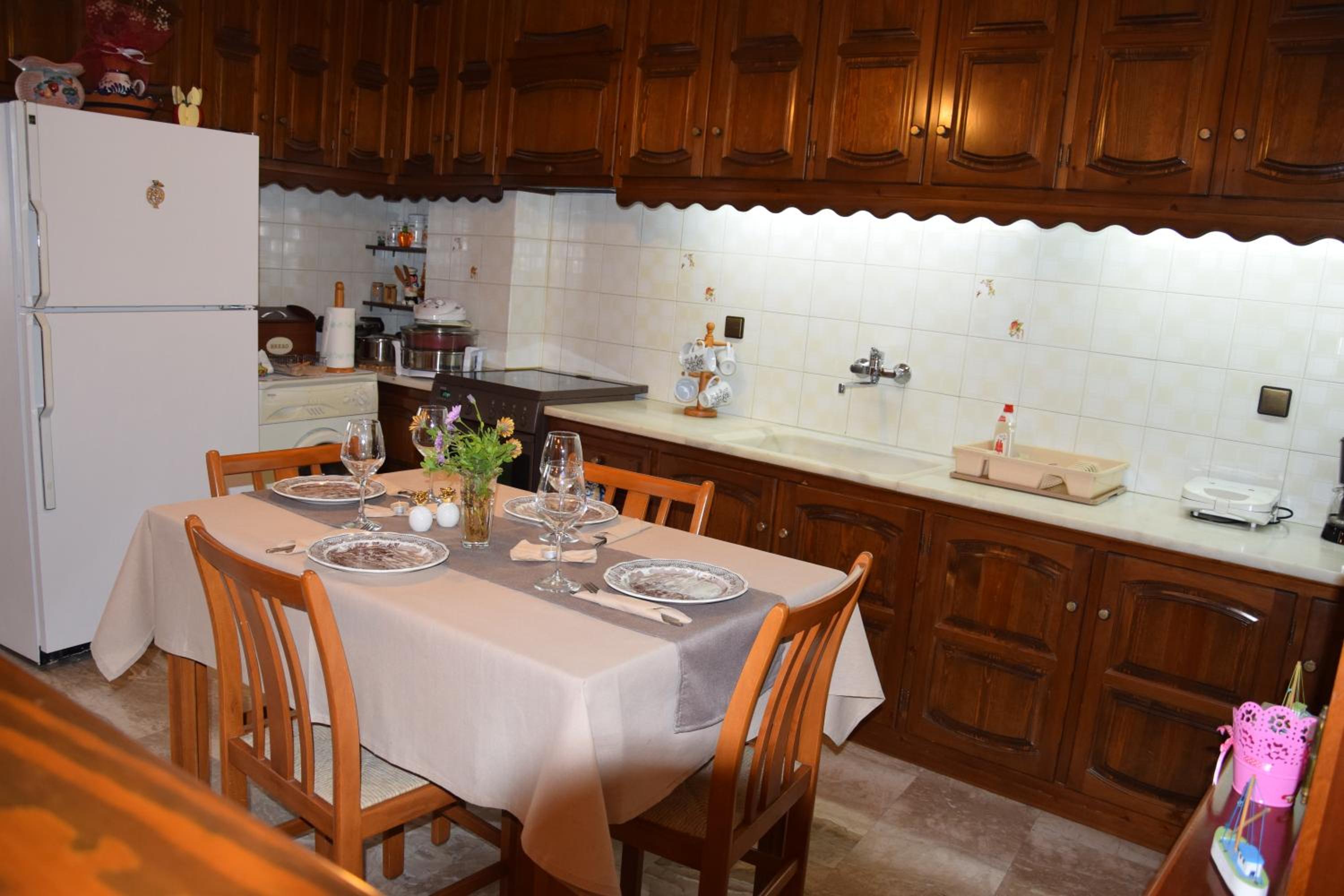 Naoussa Center Cycladic House