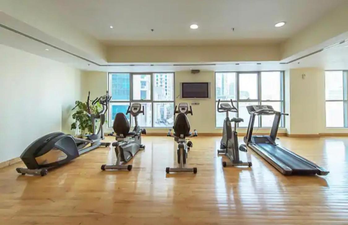 Beautiful Close to Beach Dubai Marina Apartment