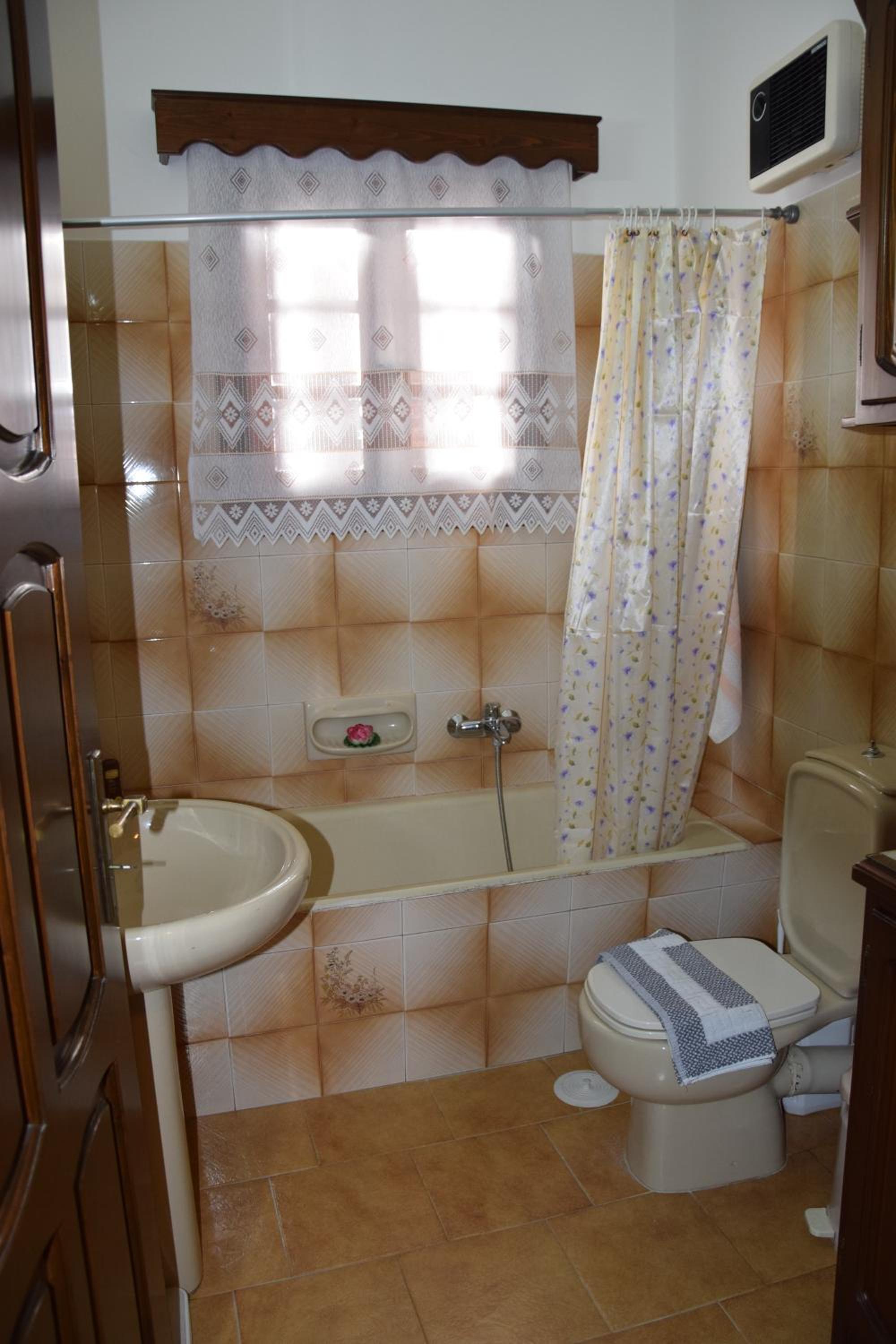 Naoussa Center Cycladic House