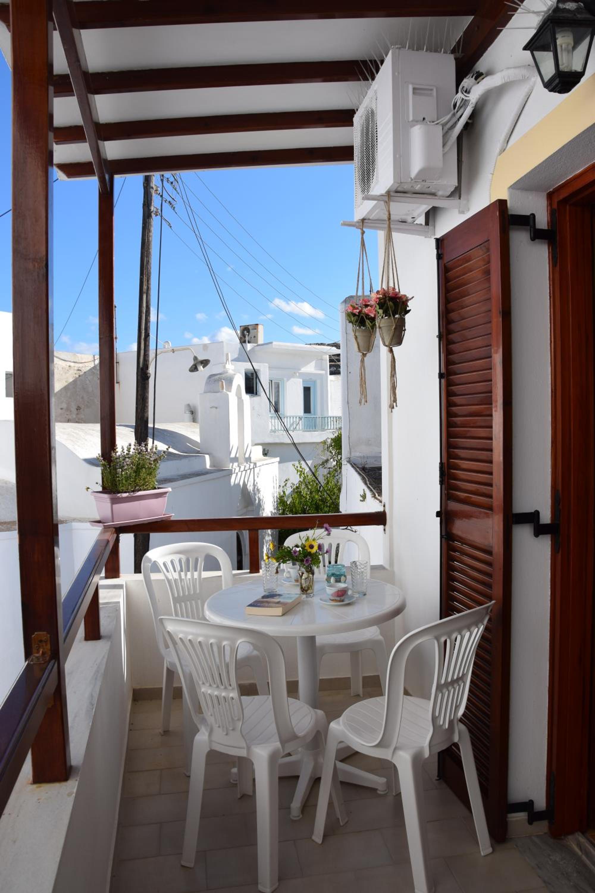 Naoussa Center Cycladic House