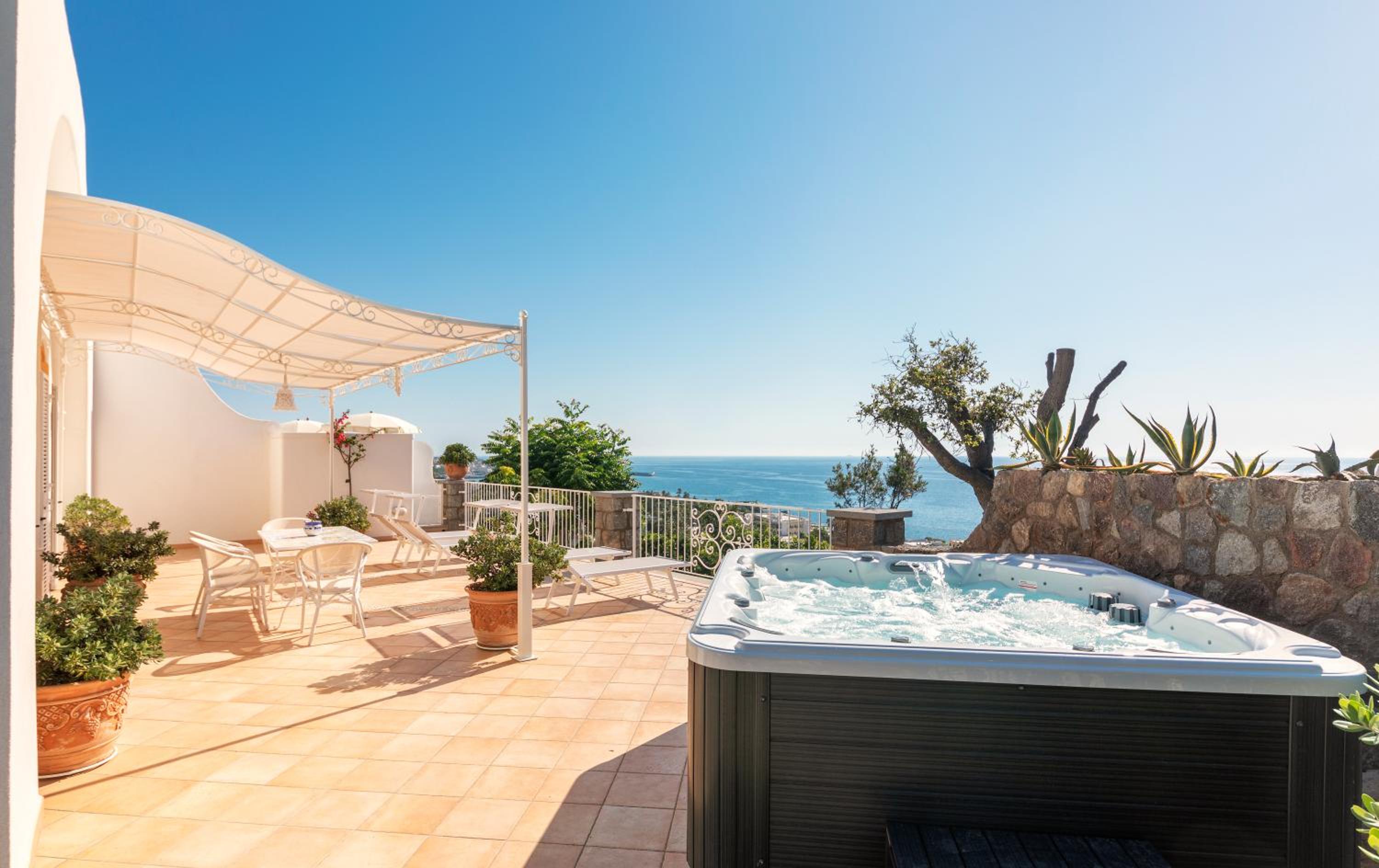 Villa dei Lecci - 7 Luxury villas with private pool or jacuzzi
