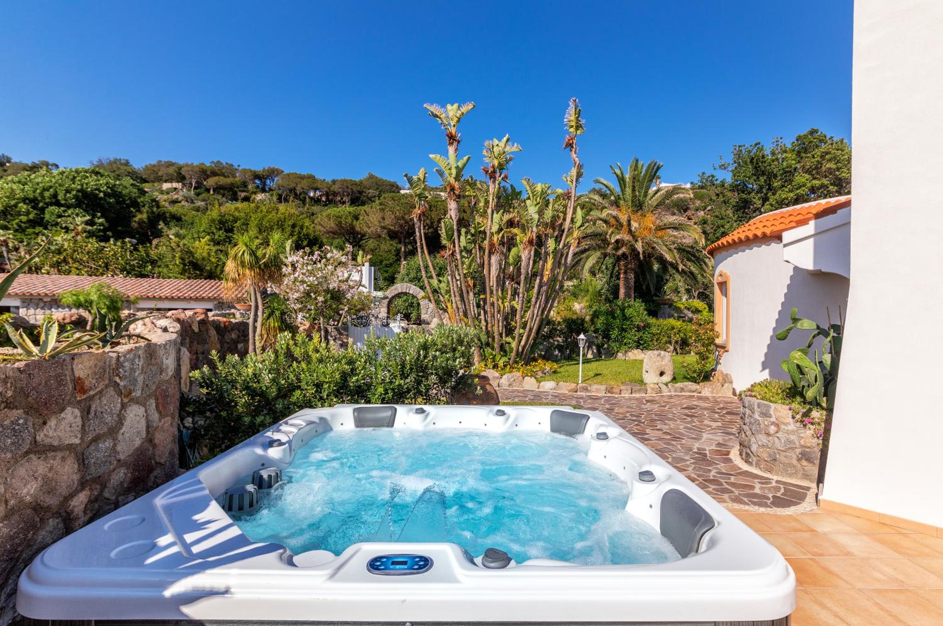 Villa dei Lecci - 7 Luxury villas with private pool or jacuzzi