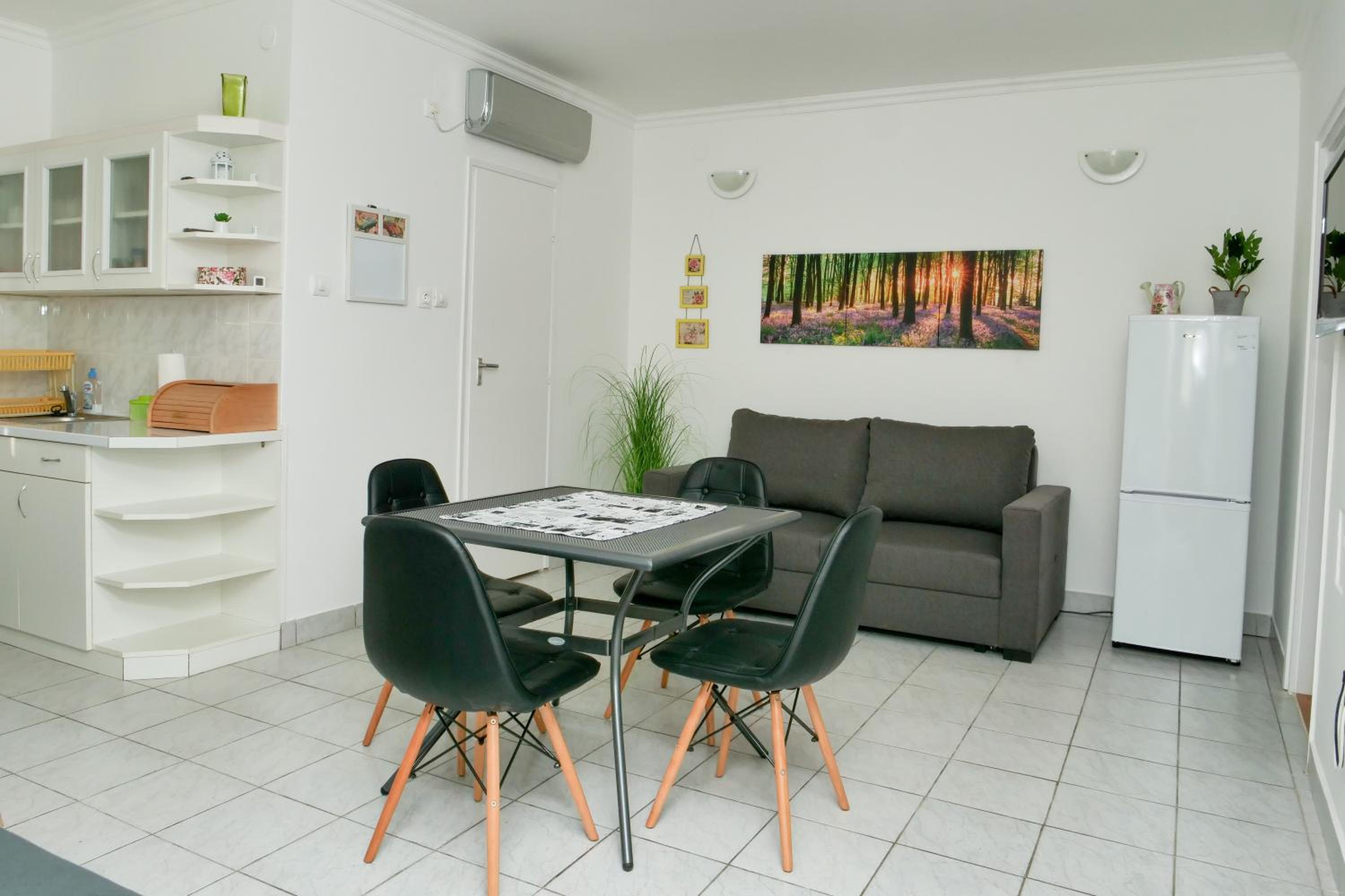 Cseresznyés Apartman