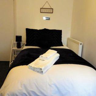 Holsworthy Vacations - Kings Arms Hotel - Property Image 4