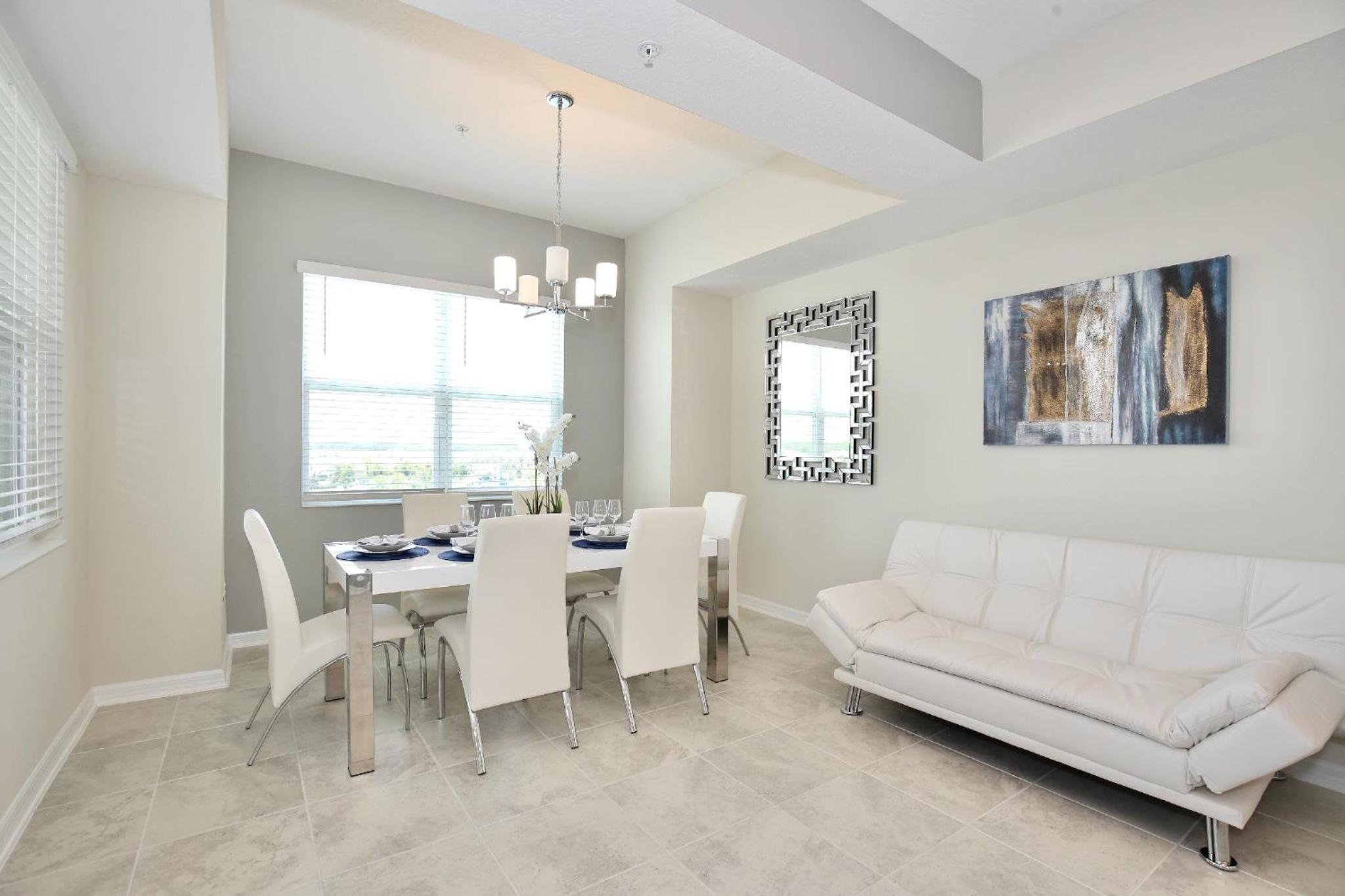 Amazing apartment in lux resort Storey Lake with great amenities 10 miles to Disney!