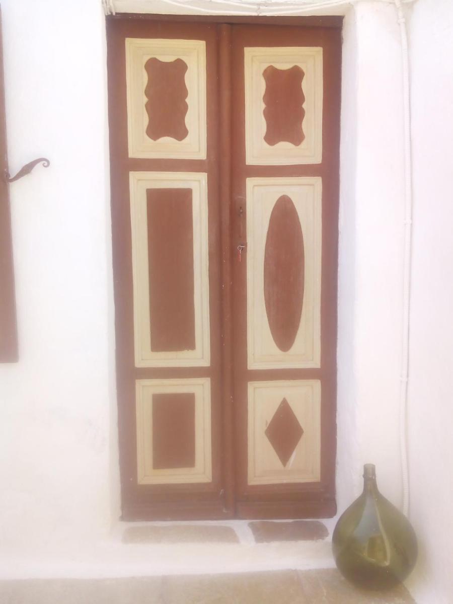 Martha's Traditional House view 2