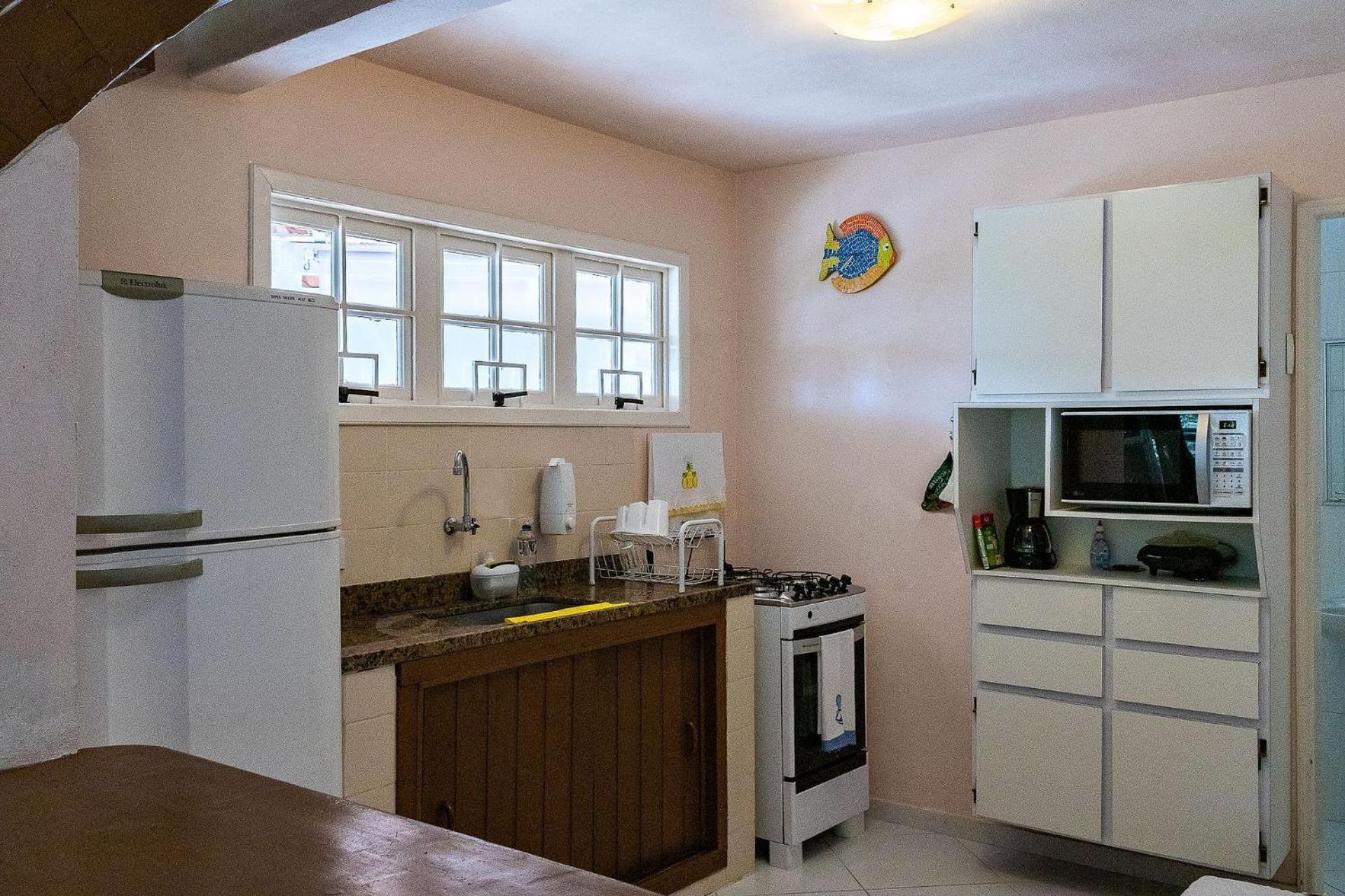 Casas com jacuzzi e churrasqueira a 500 metros da Praia do Perequê na Ilhabela