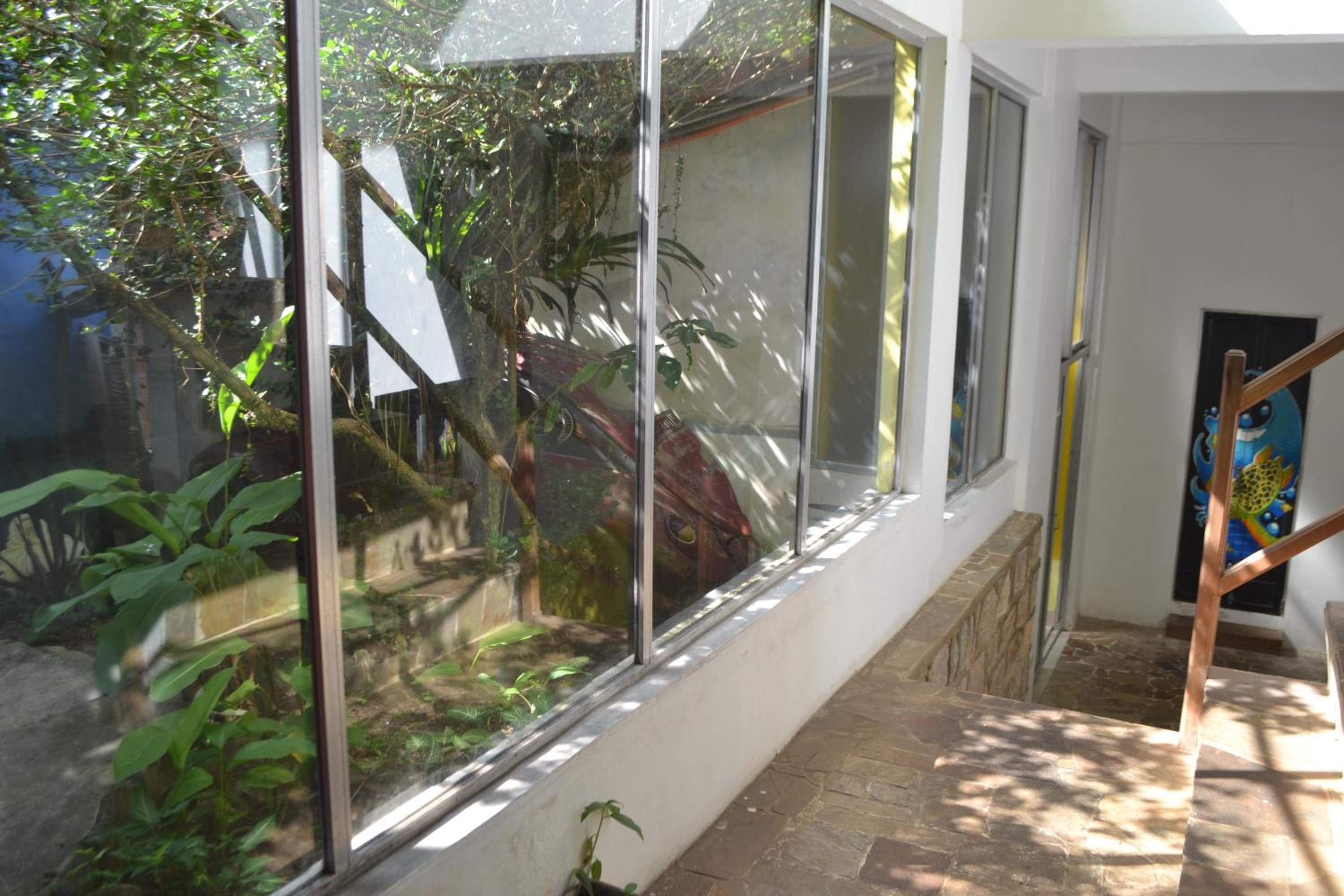 Banana Leaf Eco Hostel