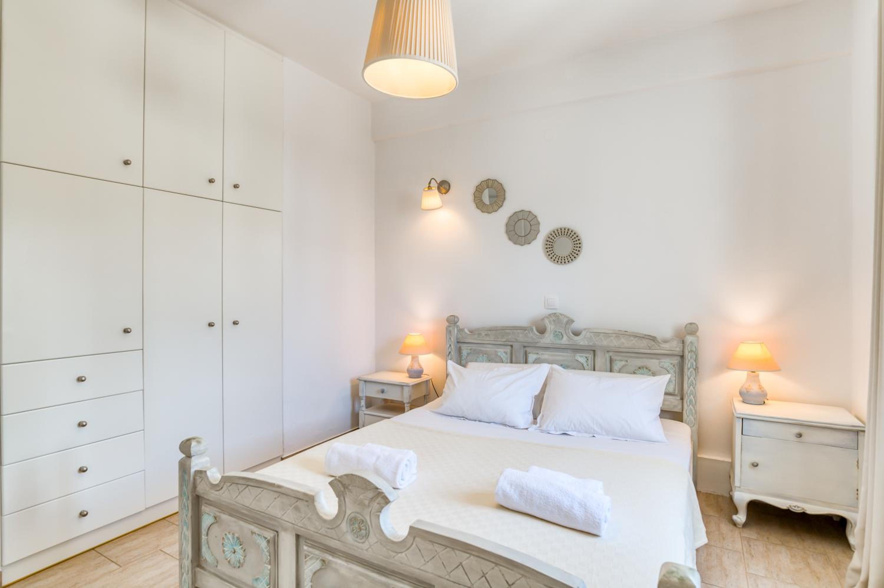 Dahlia Apartments And Studios