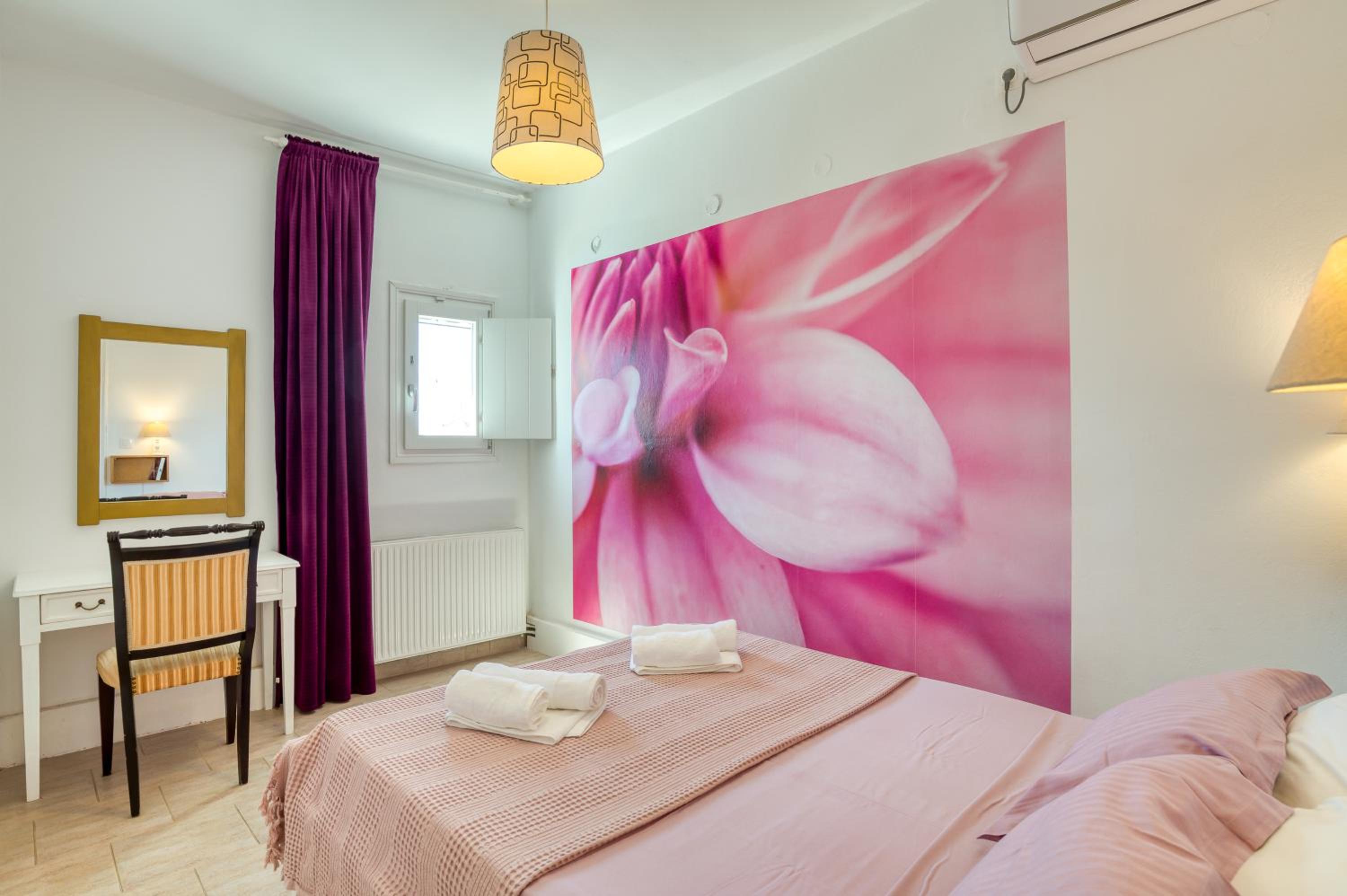 Dahlia Apartments And Studios