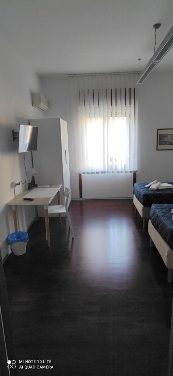COSENZAGUESTHOUSE photo 4