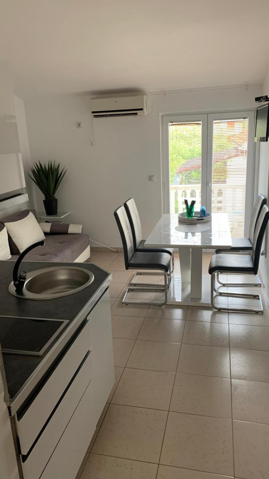 Apartments Beba Zalad