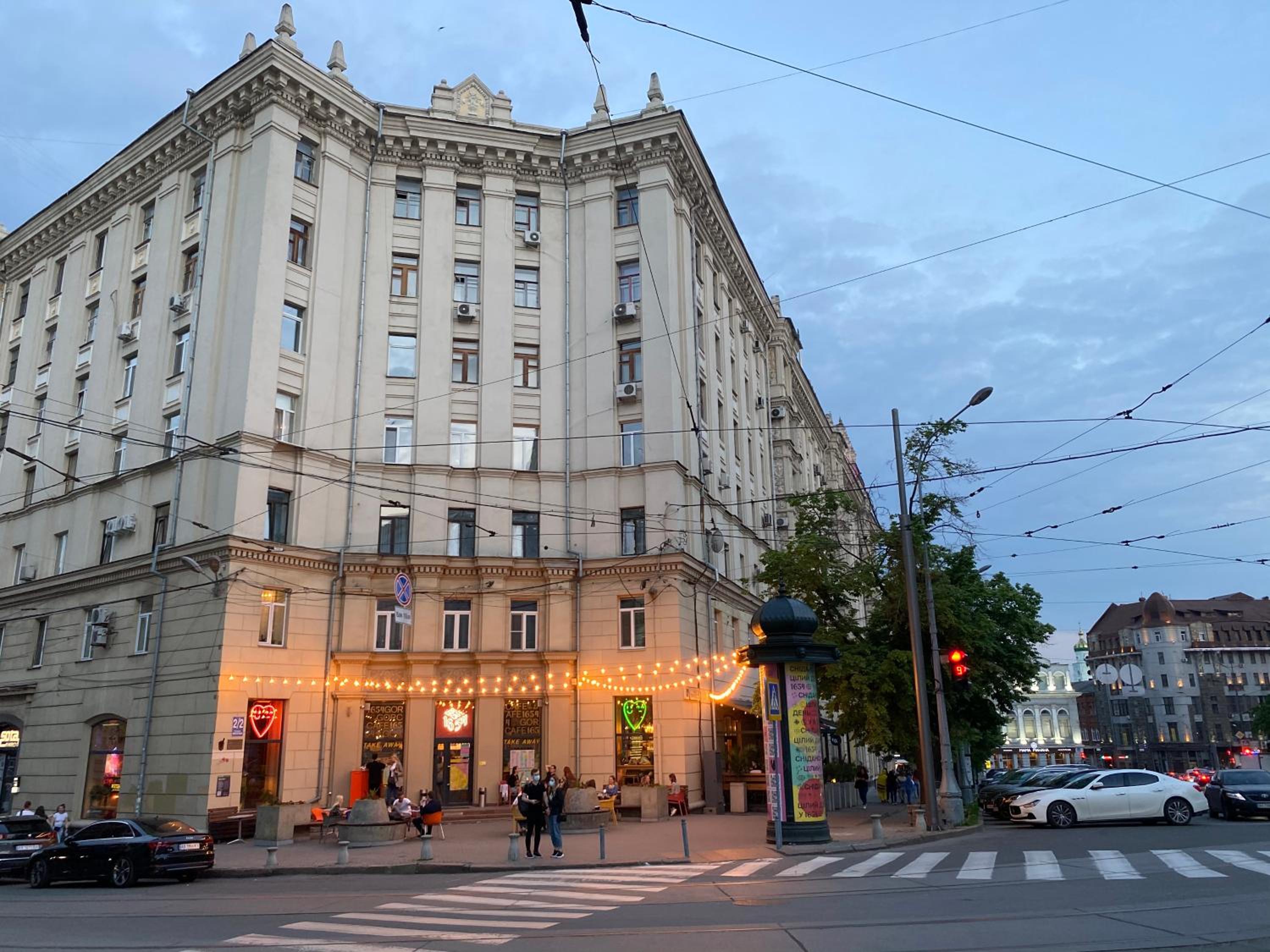 Panorama Luxury Apartment in The House with a Spire, a historical building in the city centre