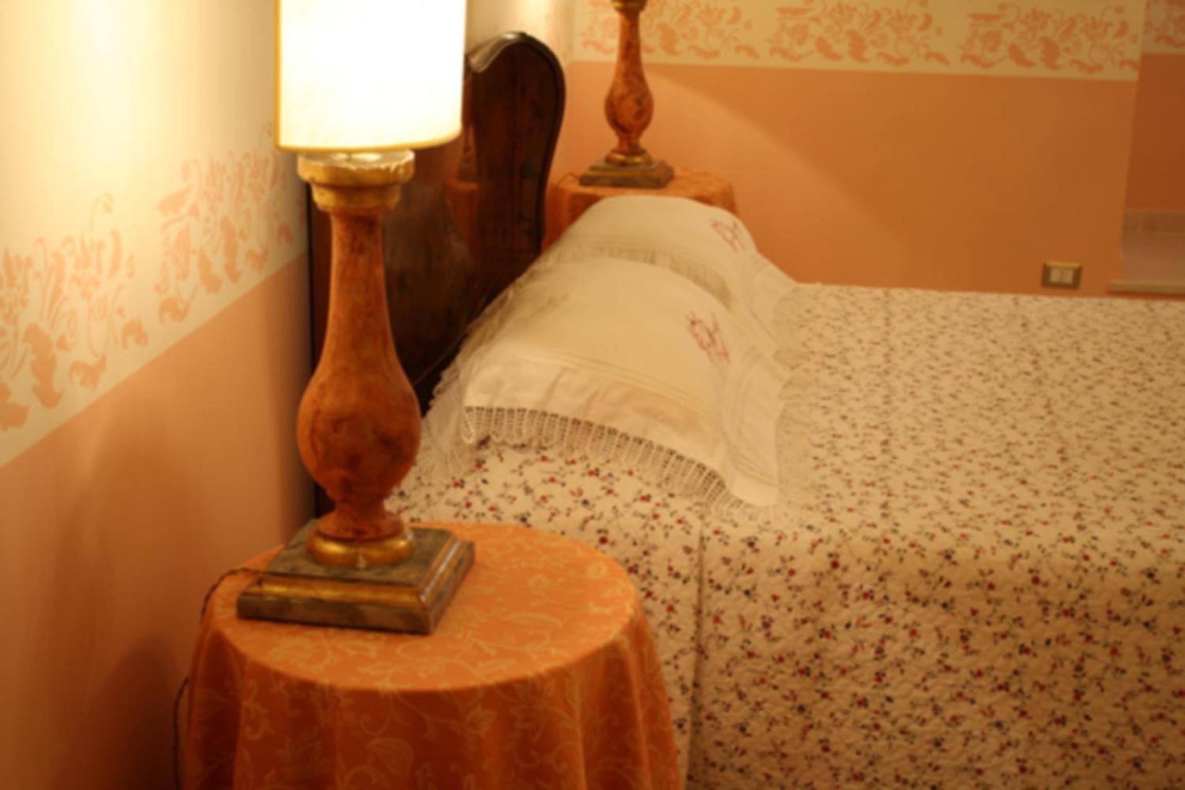 ex BENEFICIO di Santa MARIA della SCALA B&B de Charme photo 3