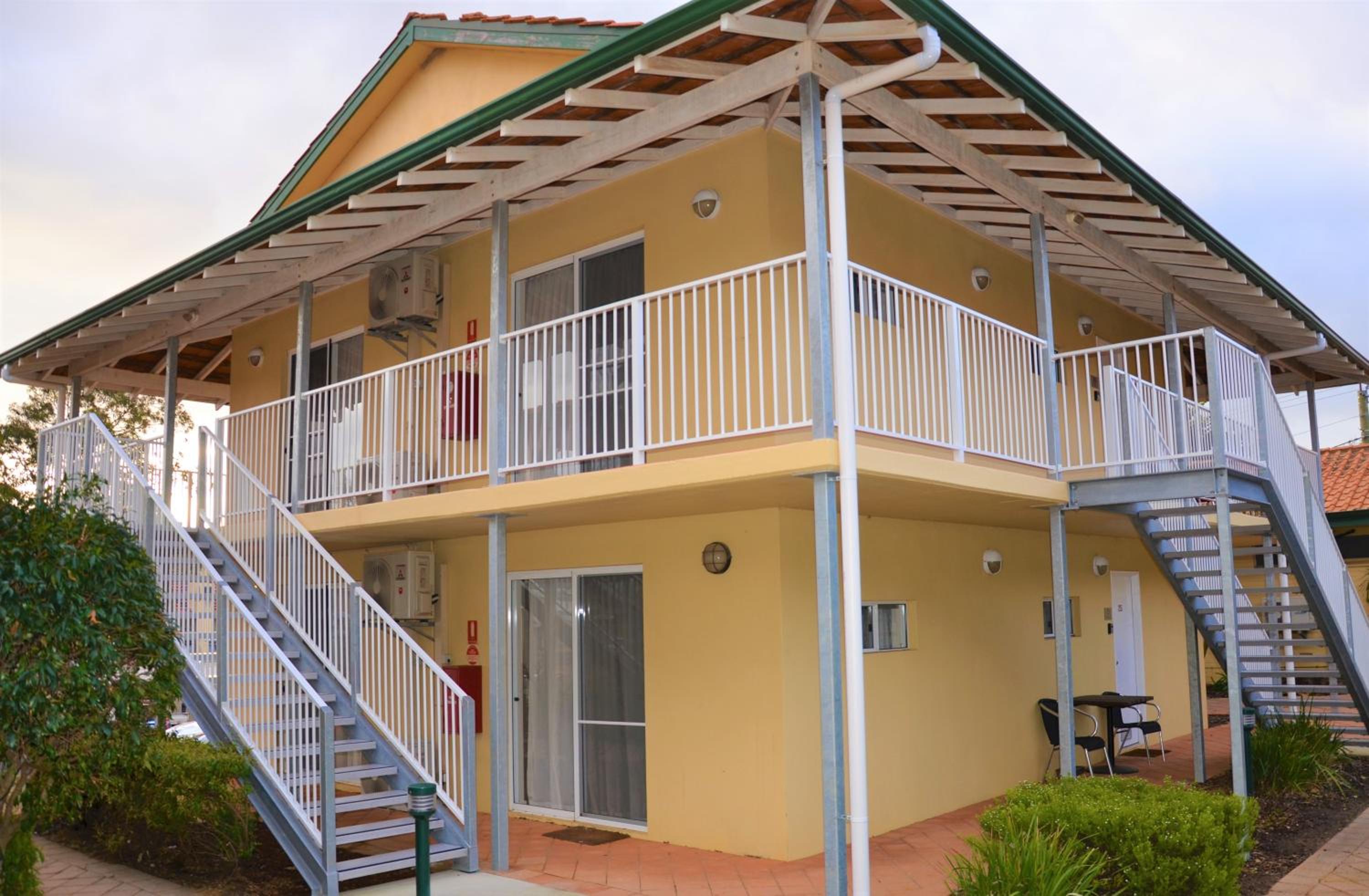 Higgins Lane Motel