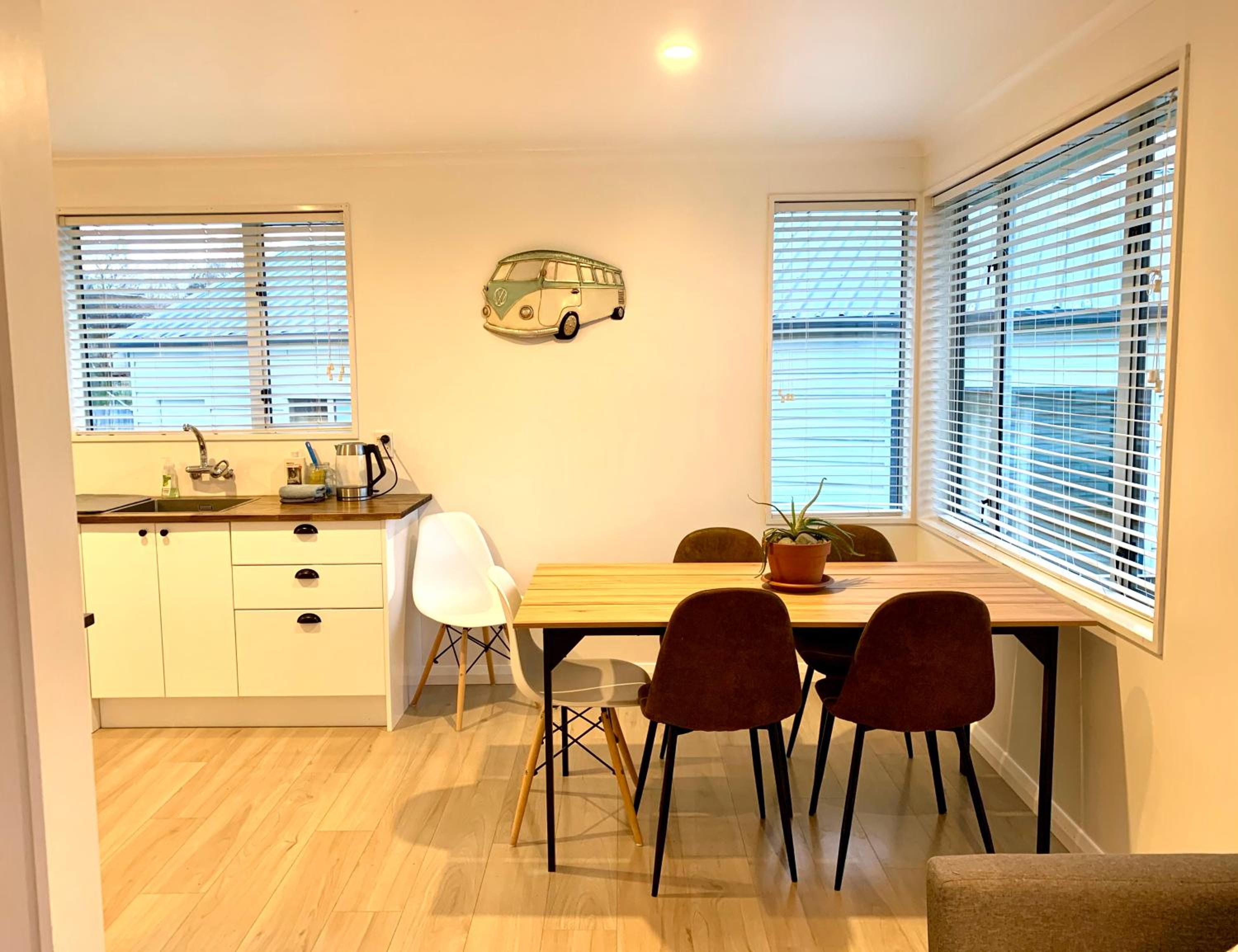 Parkside Holiday Home - Fully Fenced Garden view 3