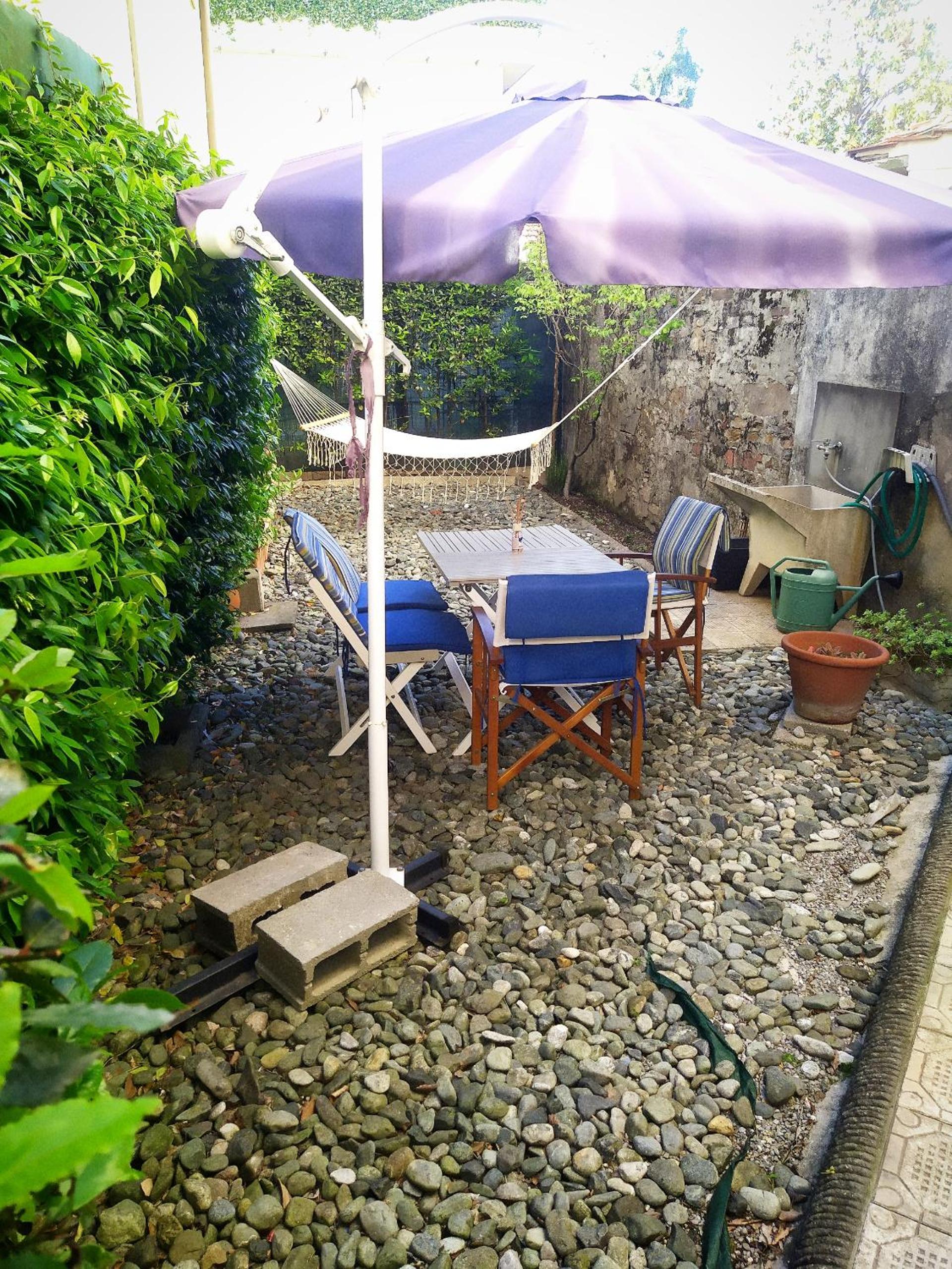 Apartment With Garden photo 3