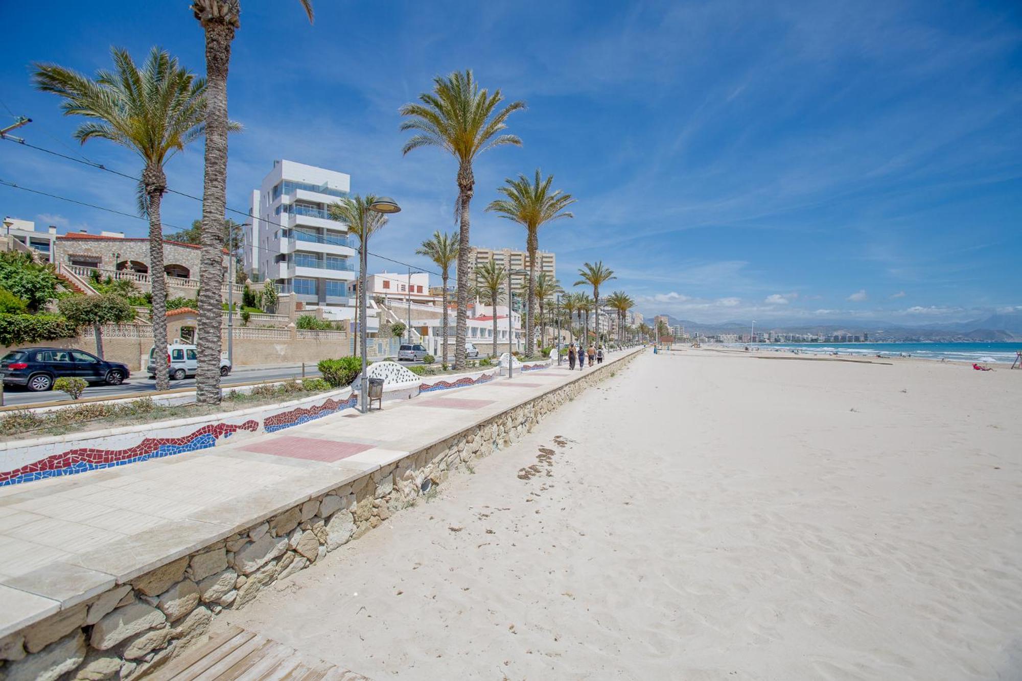 Apartamento Secuoya 1 línea del Mar view 4