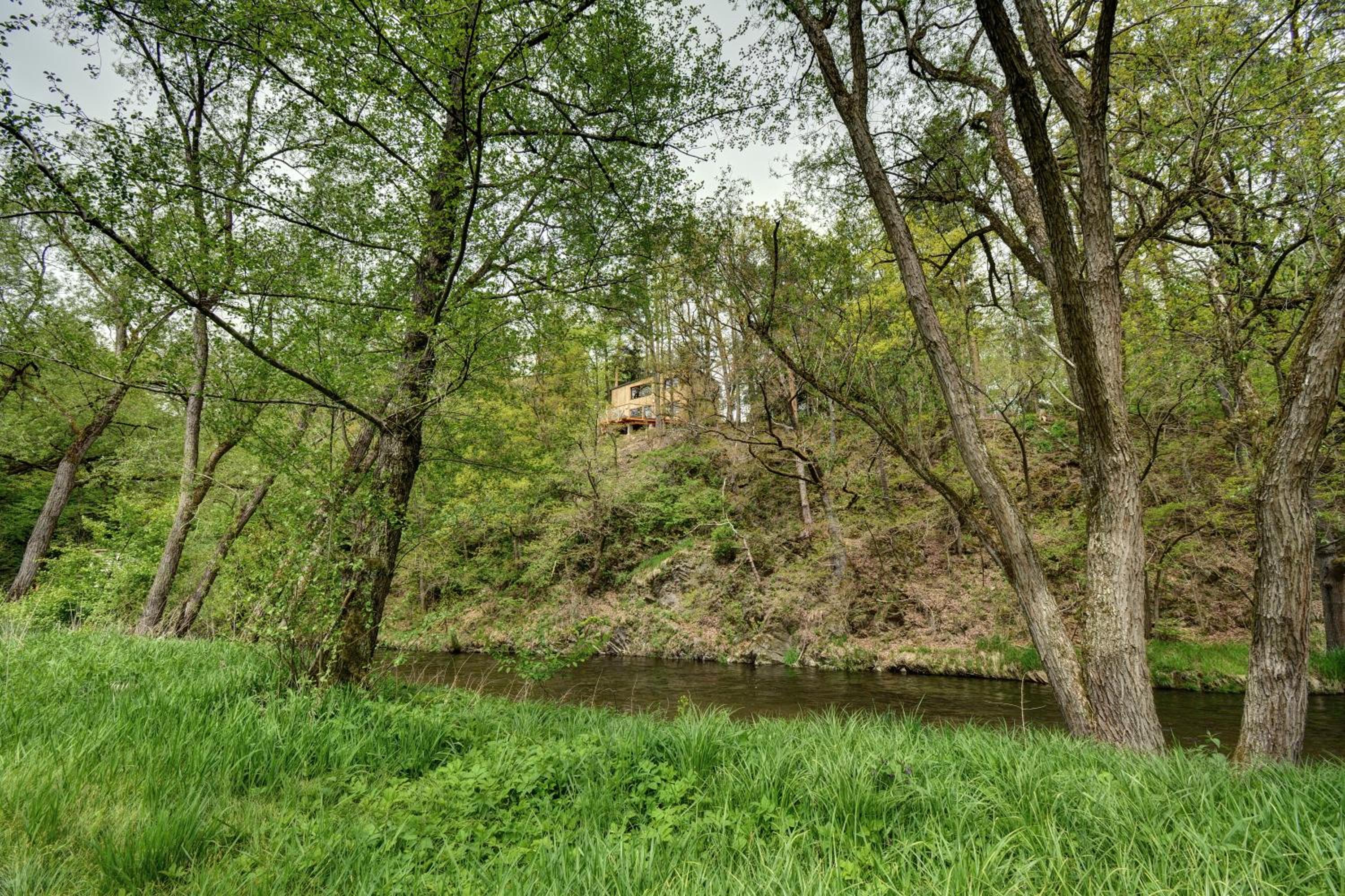 Riverside Cabin