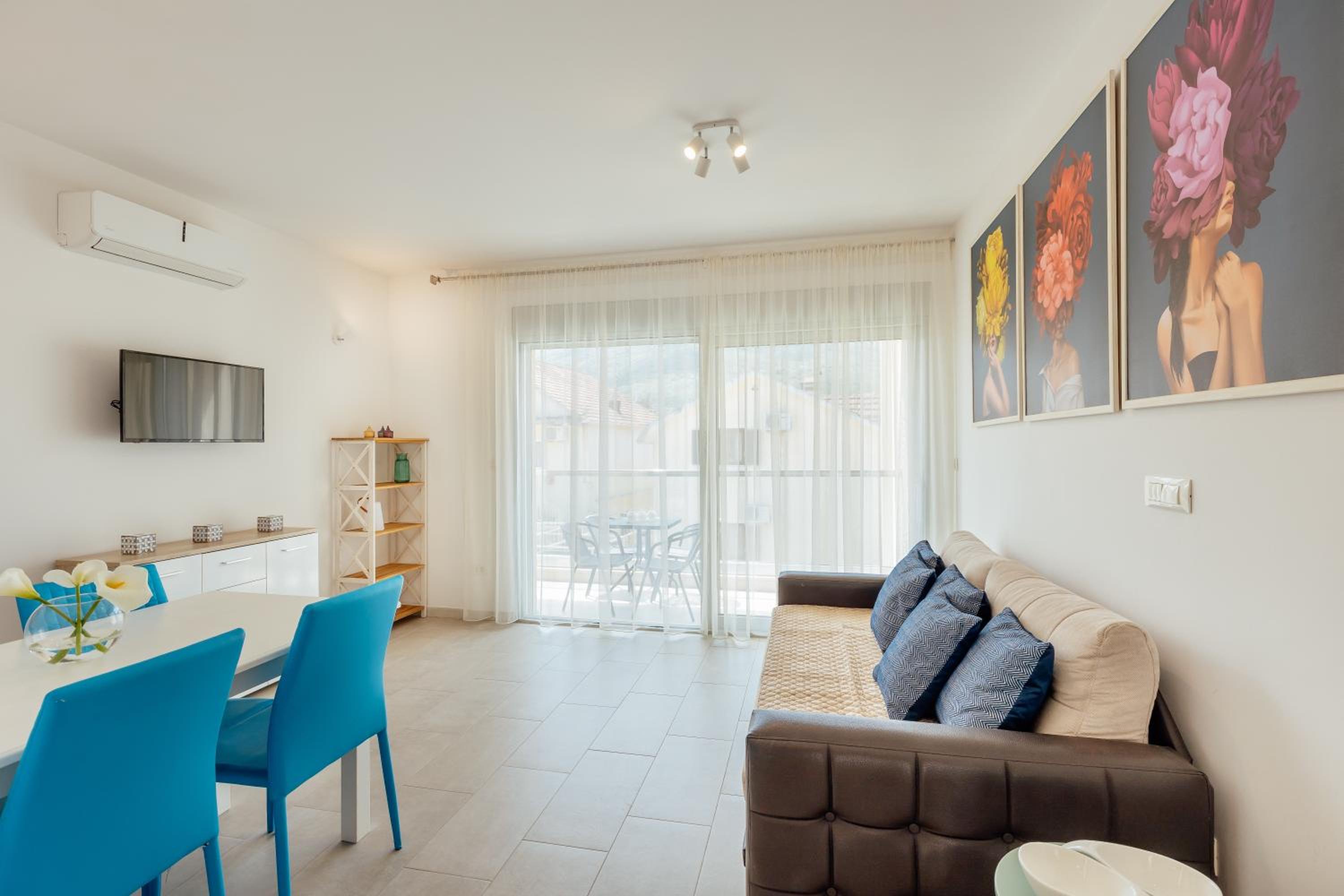 Apartments Villa Swissmonte view 3