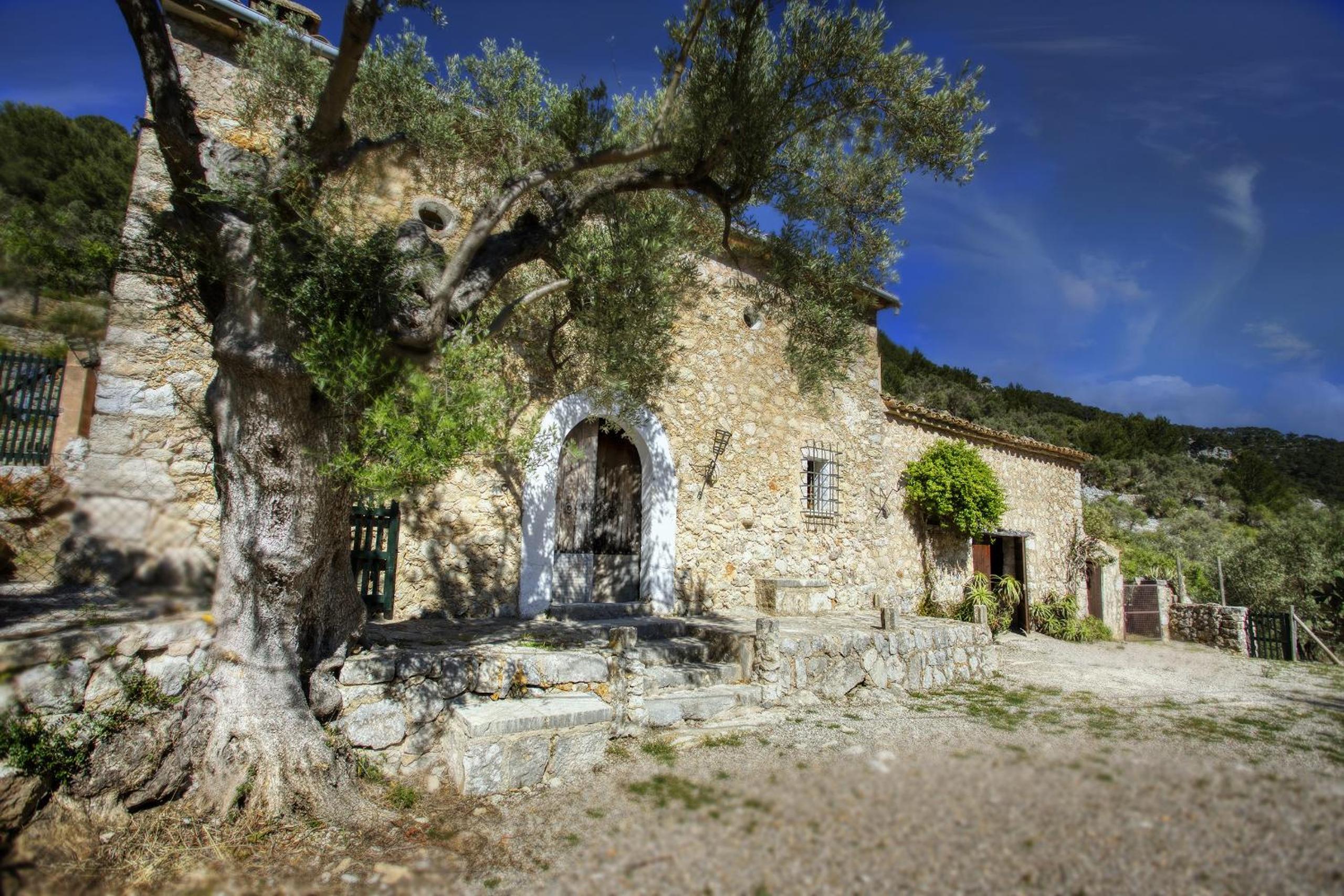 Son Canta by Villas Tramuntana view 5