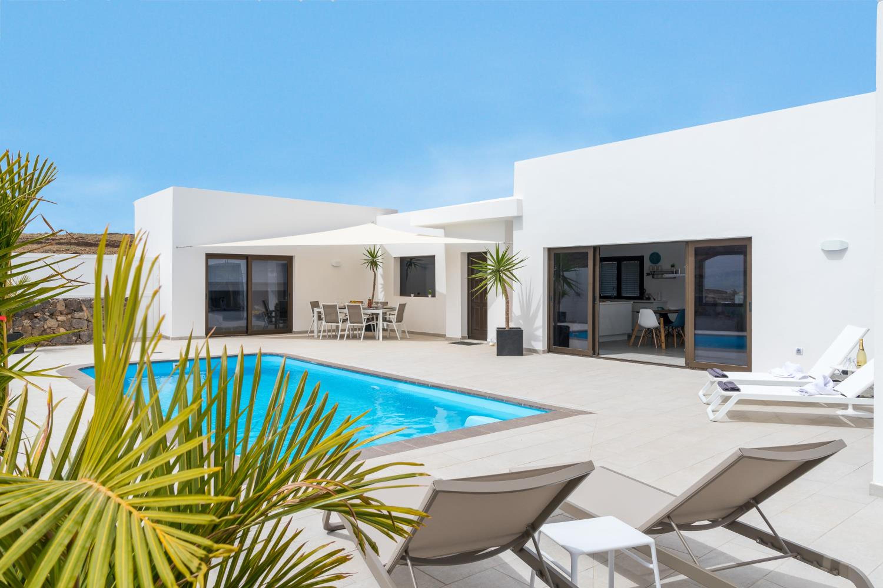 CASA CABRA en Villaverde — recepcion & lobby