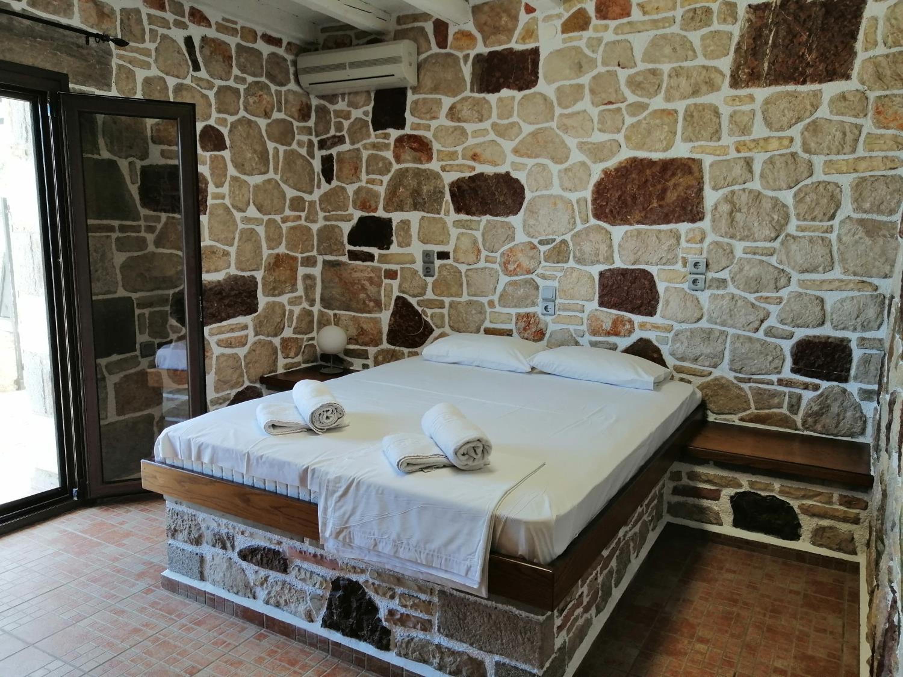 Athina EcoFarm