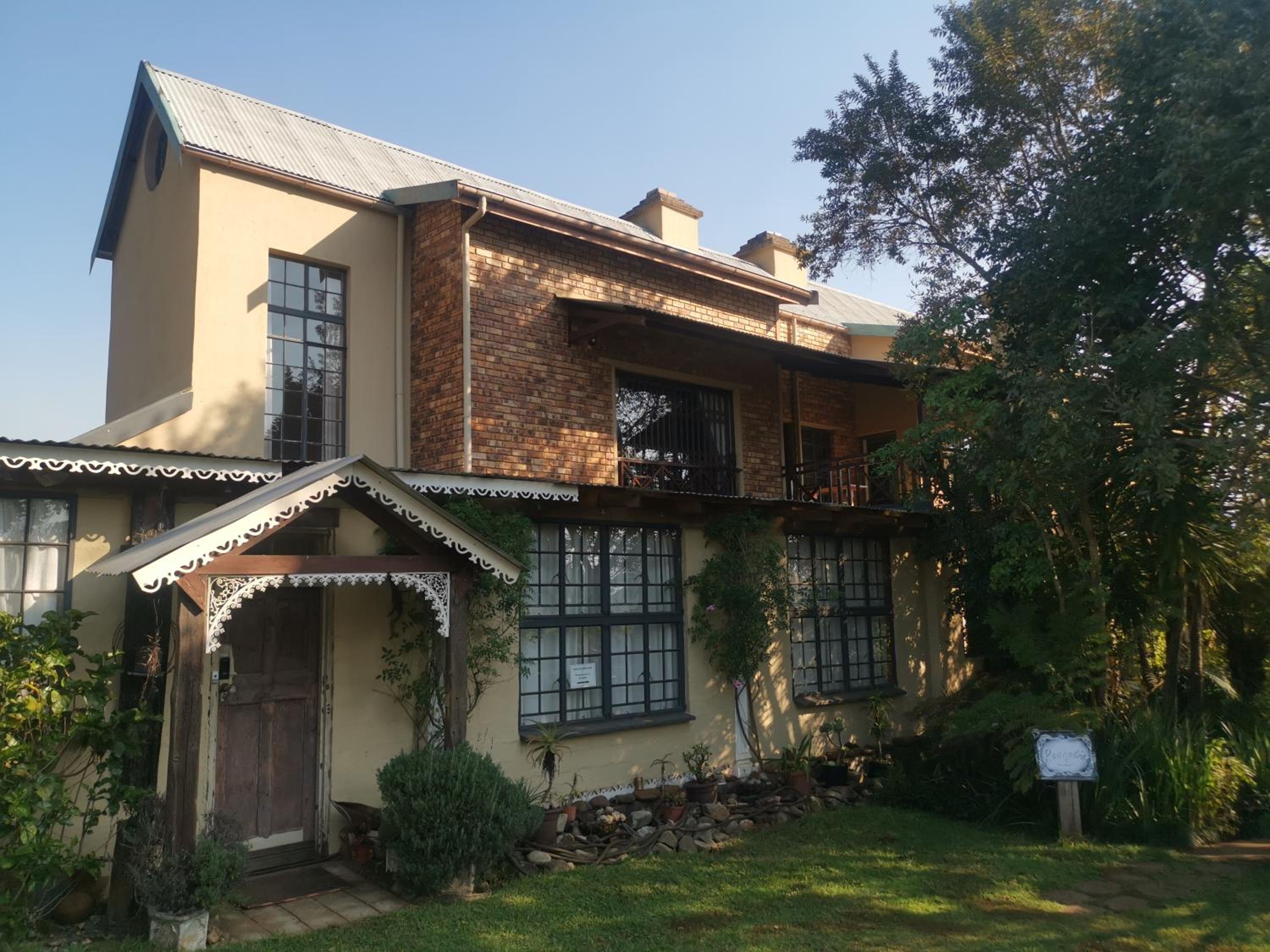 Autumn Breeze Manor Guest House
