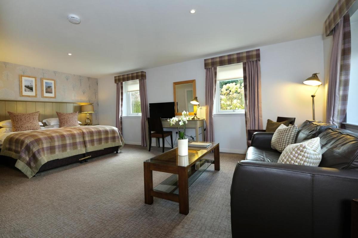 Sandown House