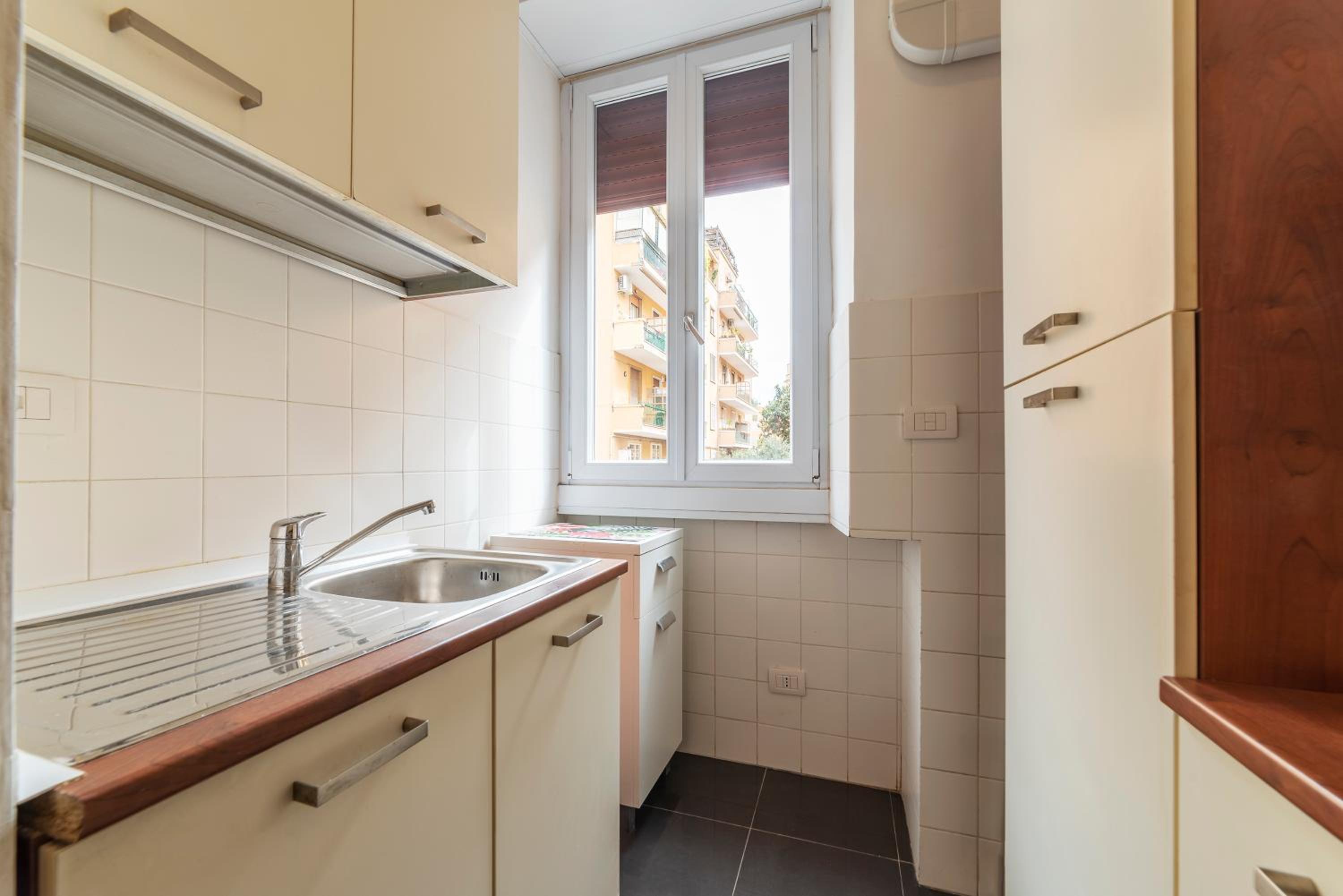 GuestHost - Piazza Bologna Comfortable Flat