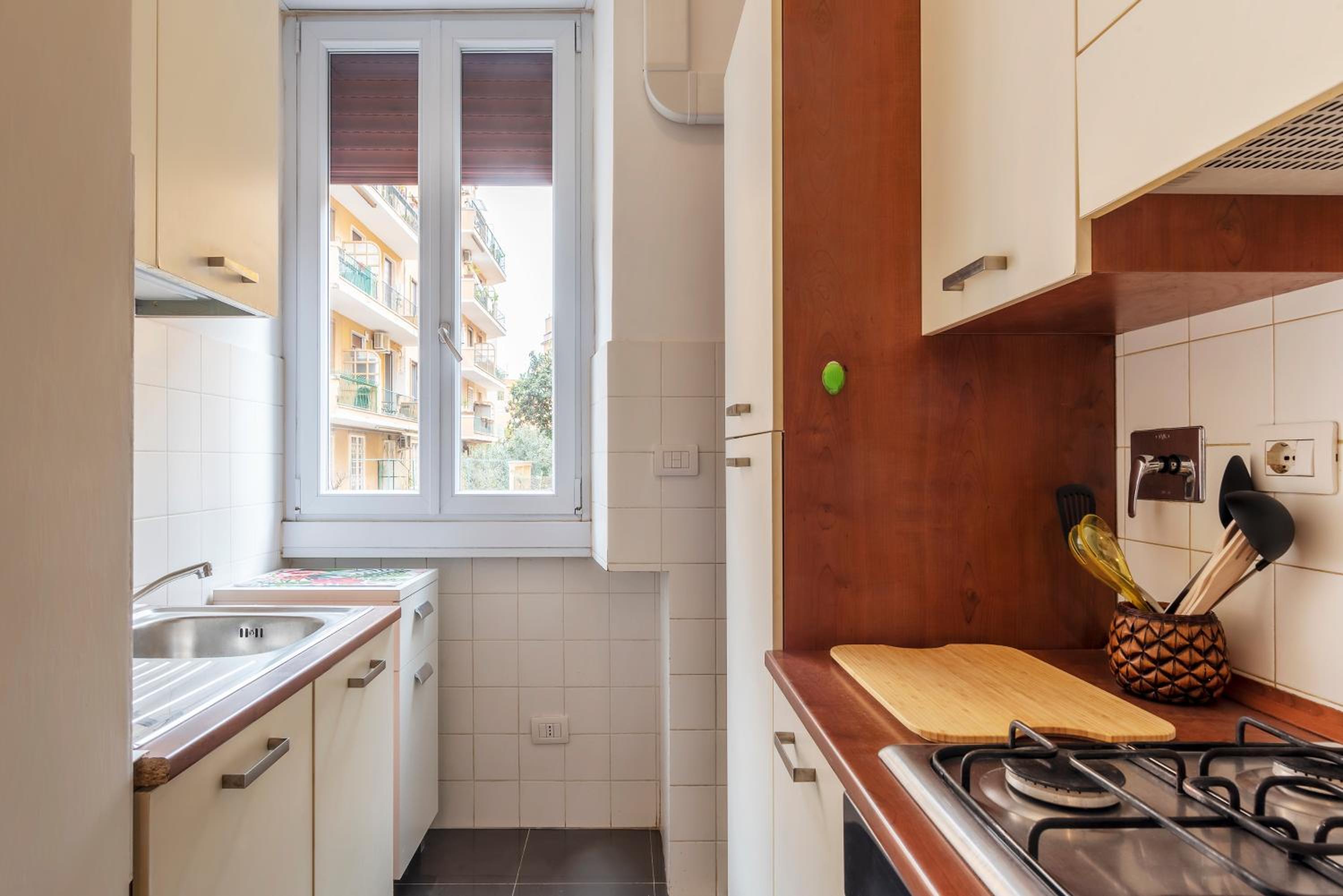 GuestHost - Piazza Bologna Comfortable Flat