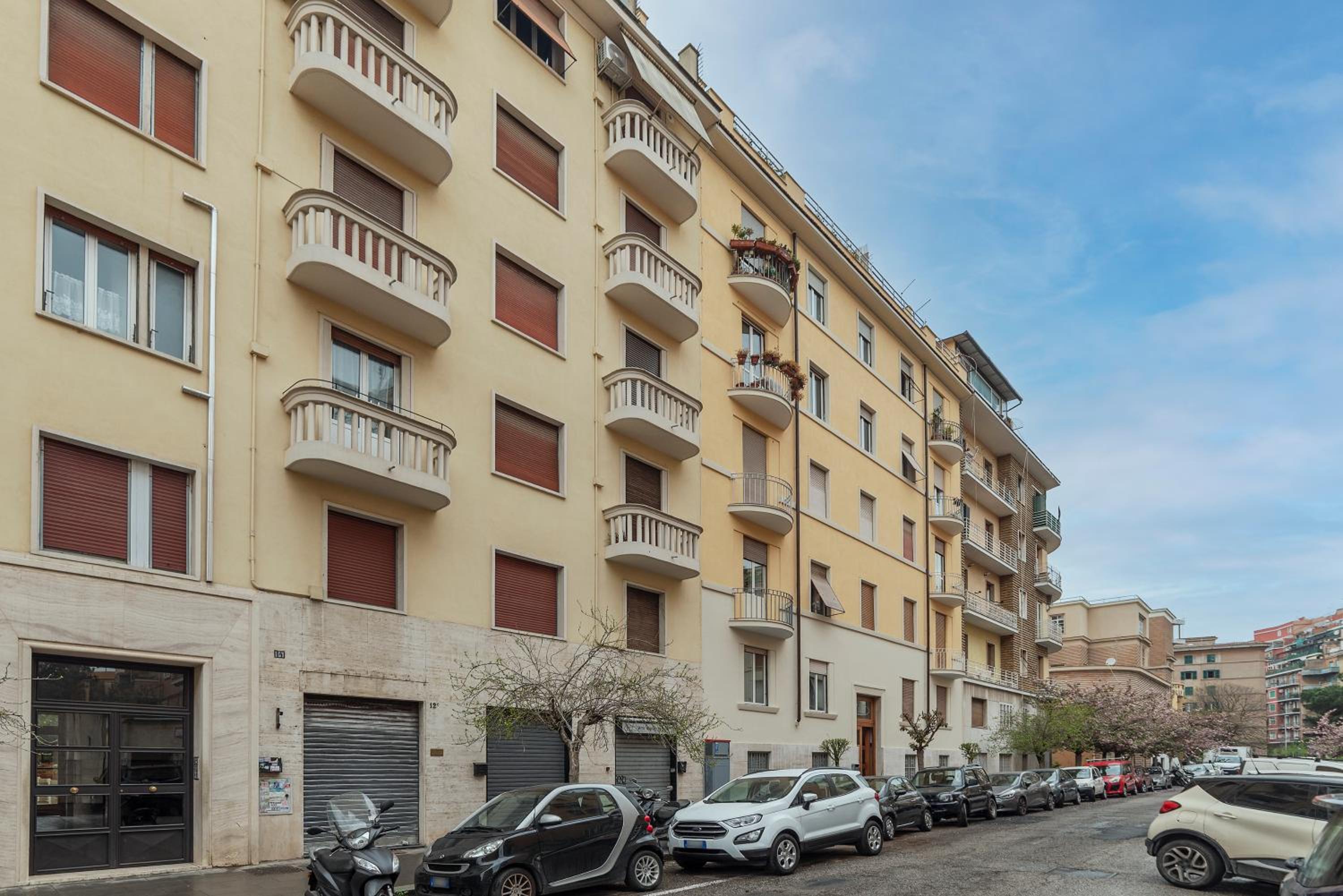 GuestHost - Piazza Bologna Comfortable Flat