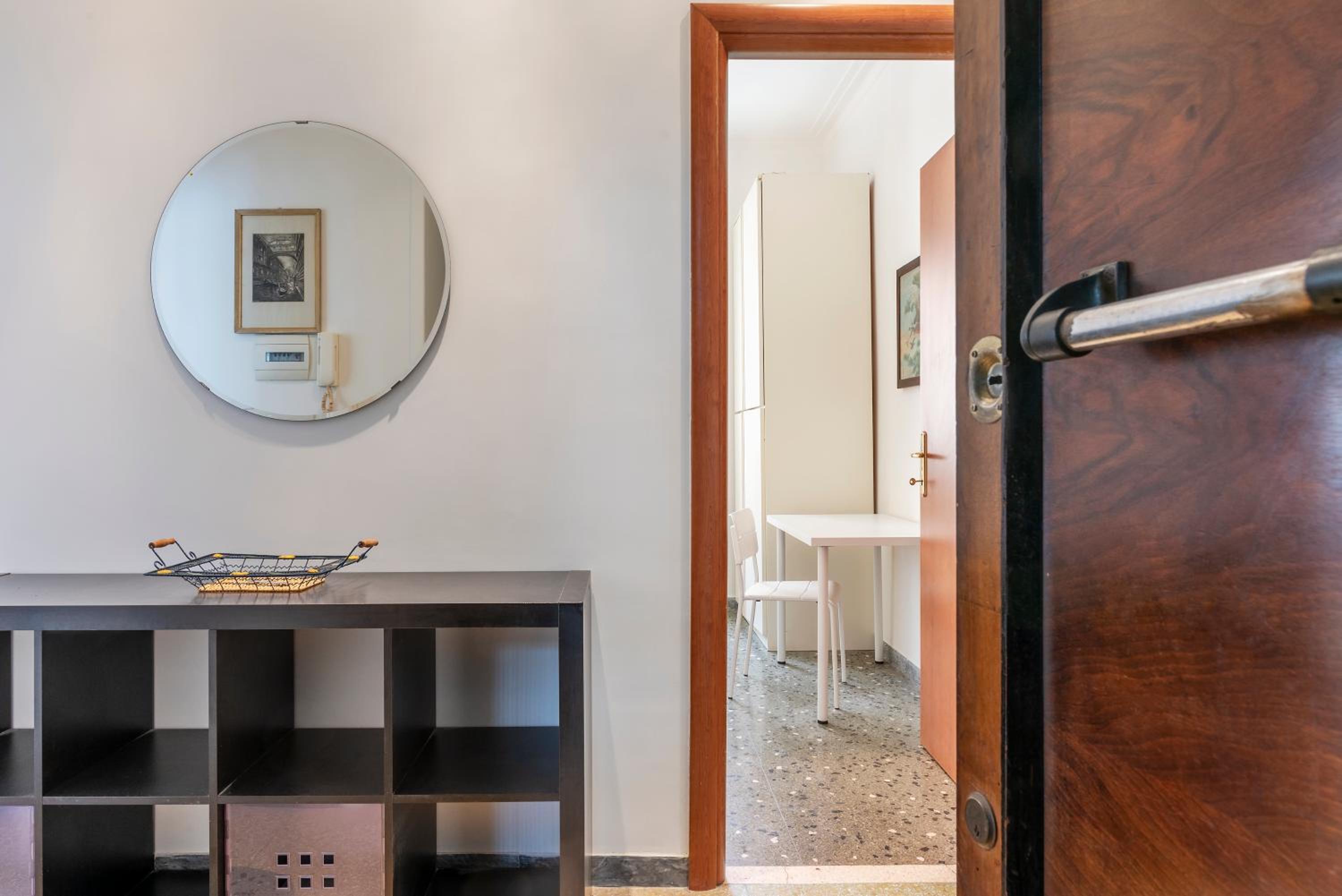 GuestHost - Piazza Bologna Comfortable Flat