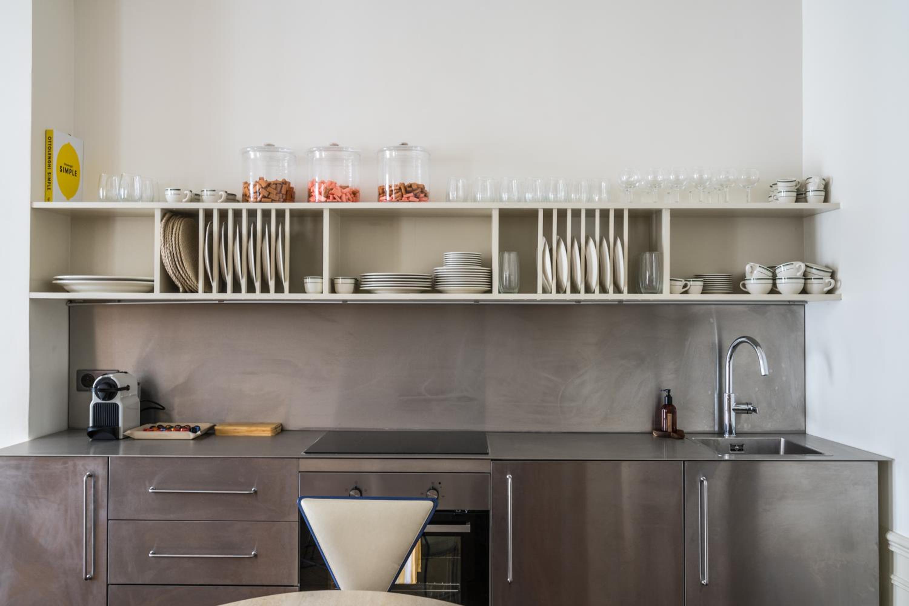 Pied A Terre - Palestro