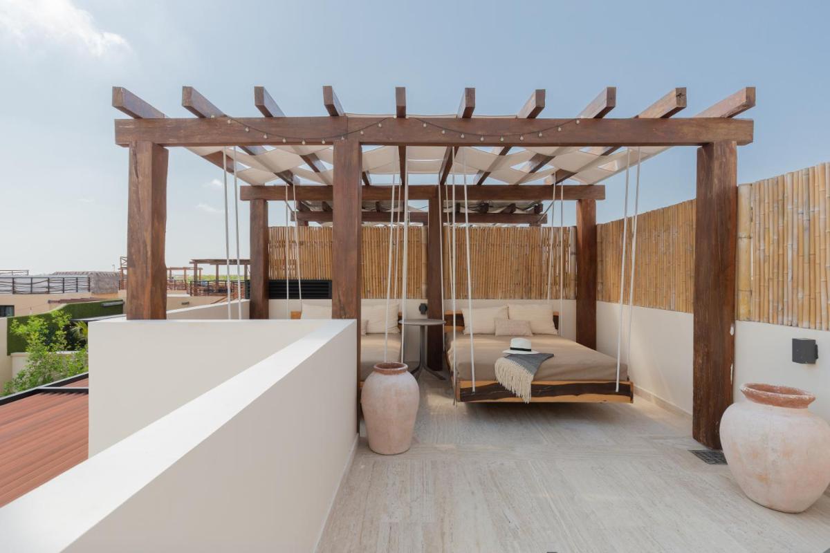 Exclusive Paramar VE Penthouse in Tulum by Lockey Best for Walking to Commercial Zone in Aldea Zama view 5