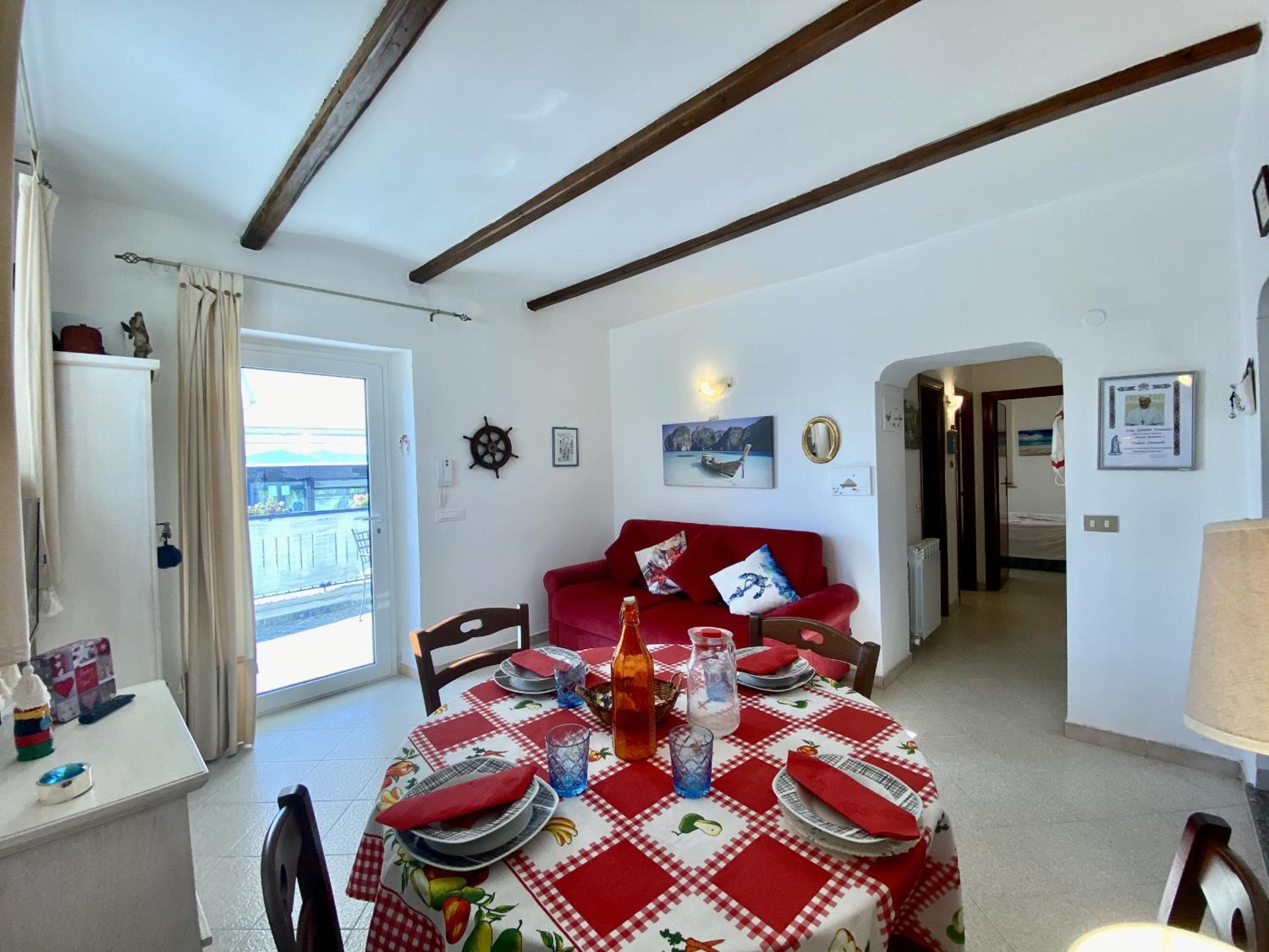 Holidaycasa Mike - Con terrazzo vista mare view 5