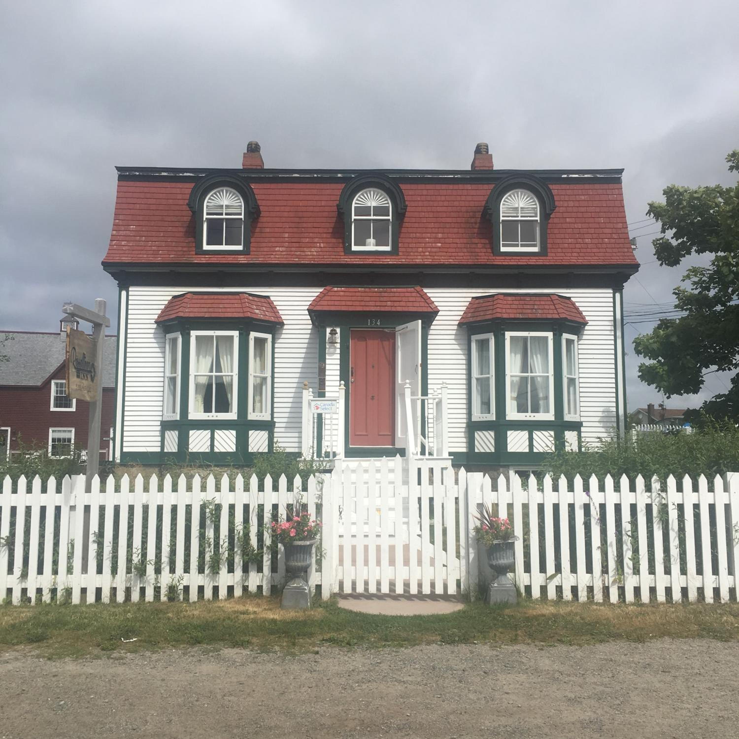 Russelltown Inn