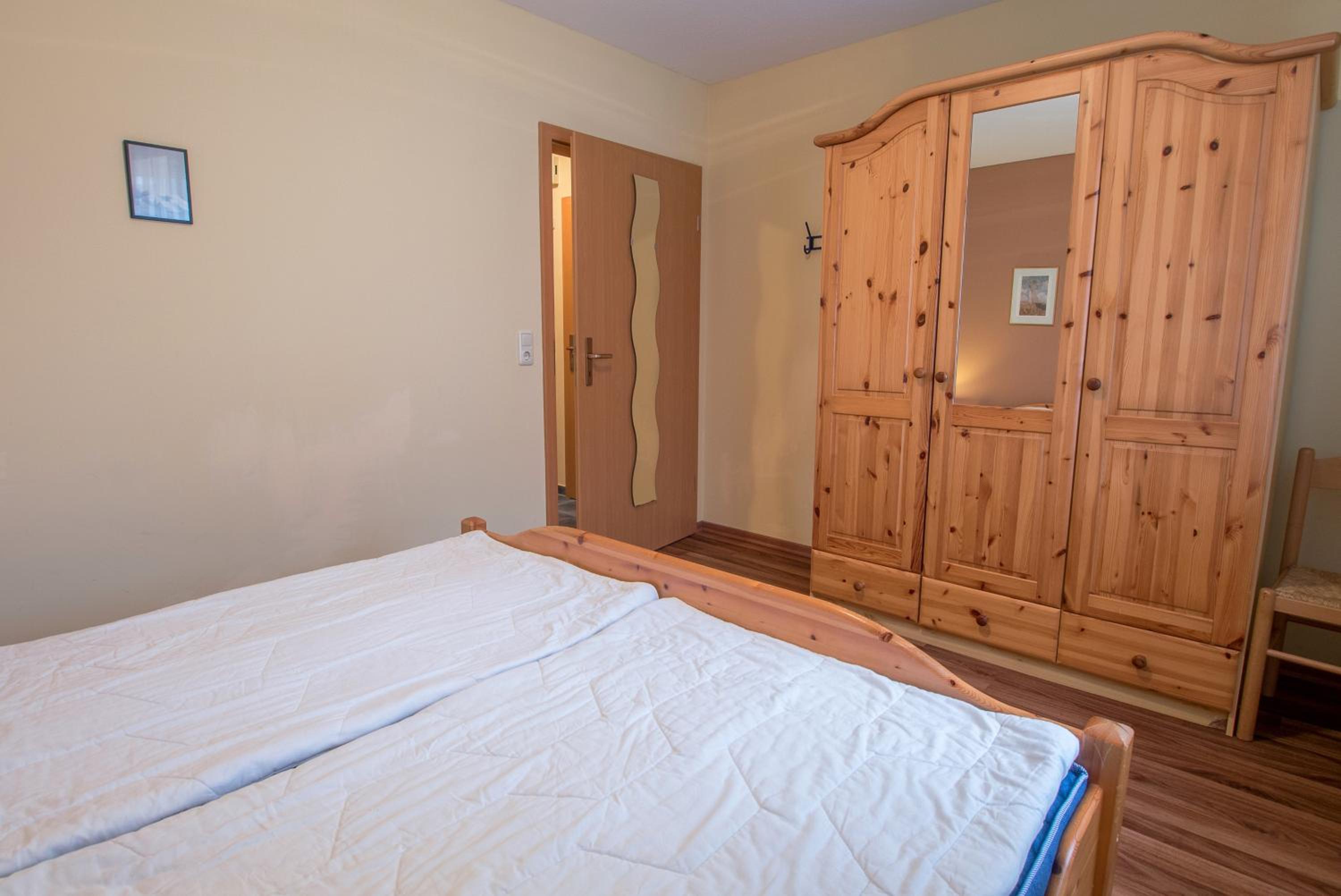 Hoppenberg 9 EG links en Zingst — hotel room